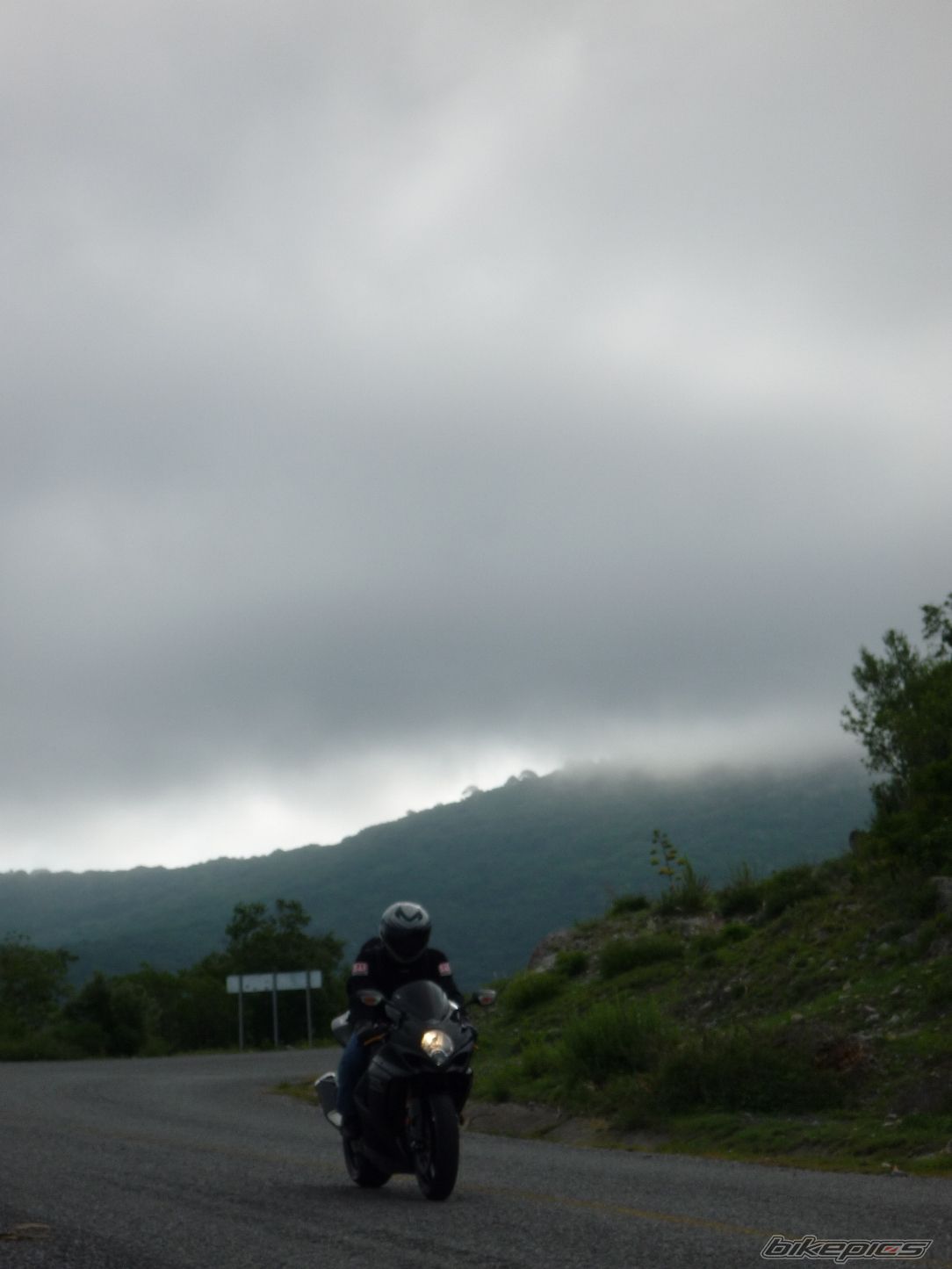 Bike Photo 1747875