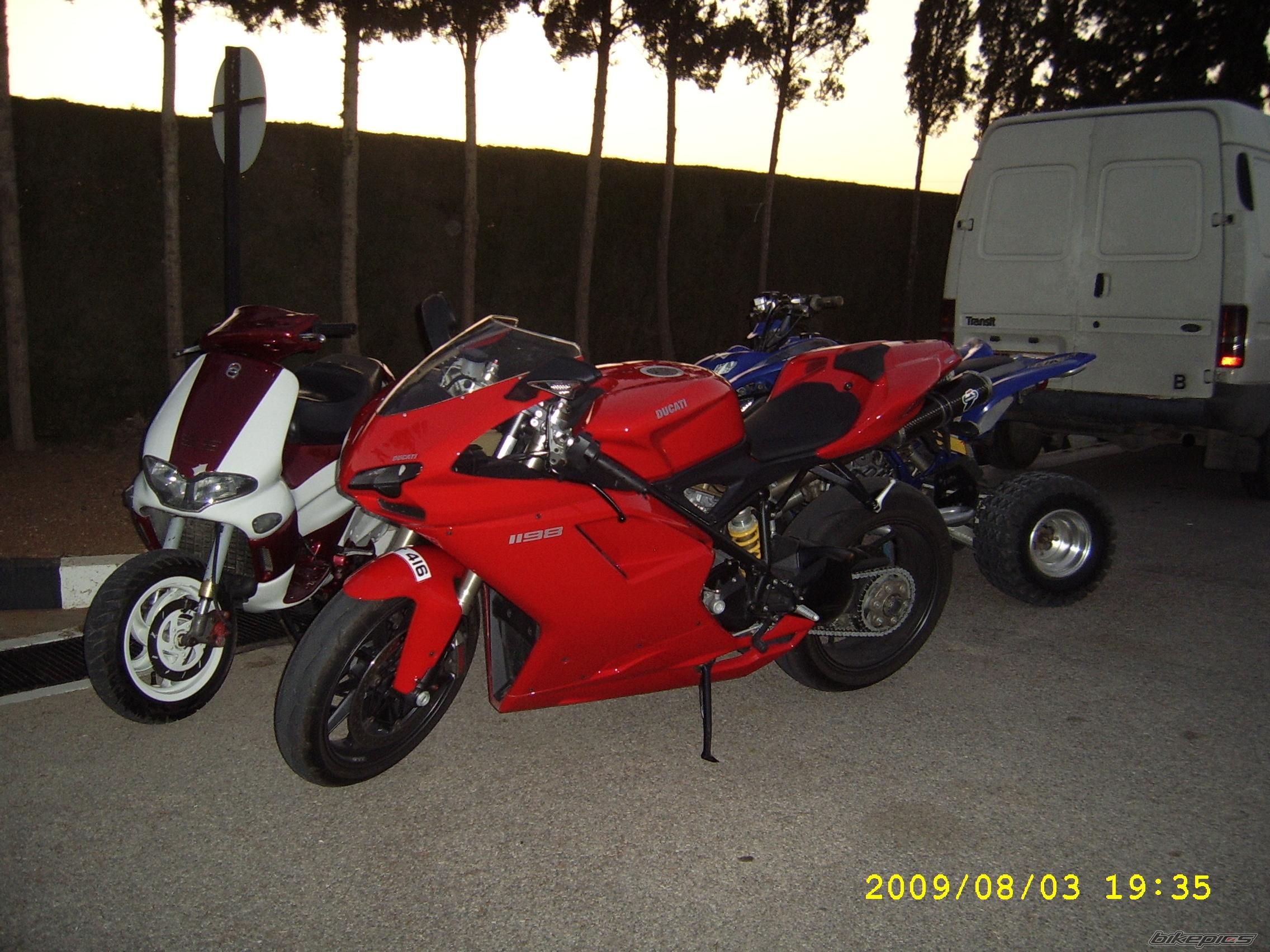 Bike Photo 1748095