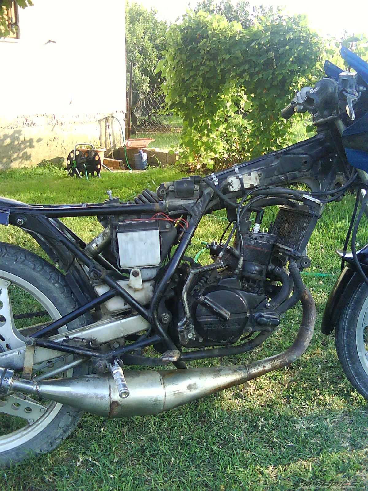 Photo 1748895