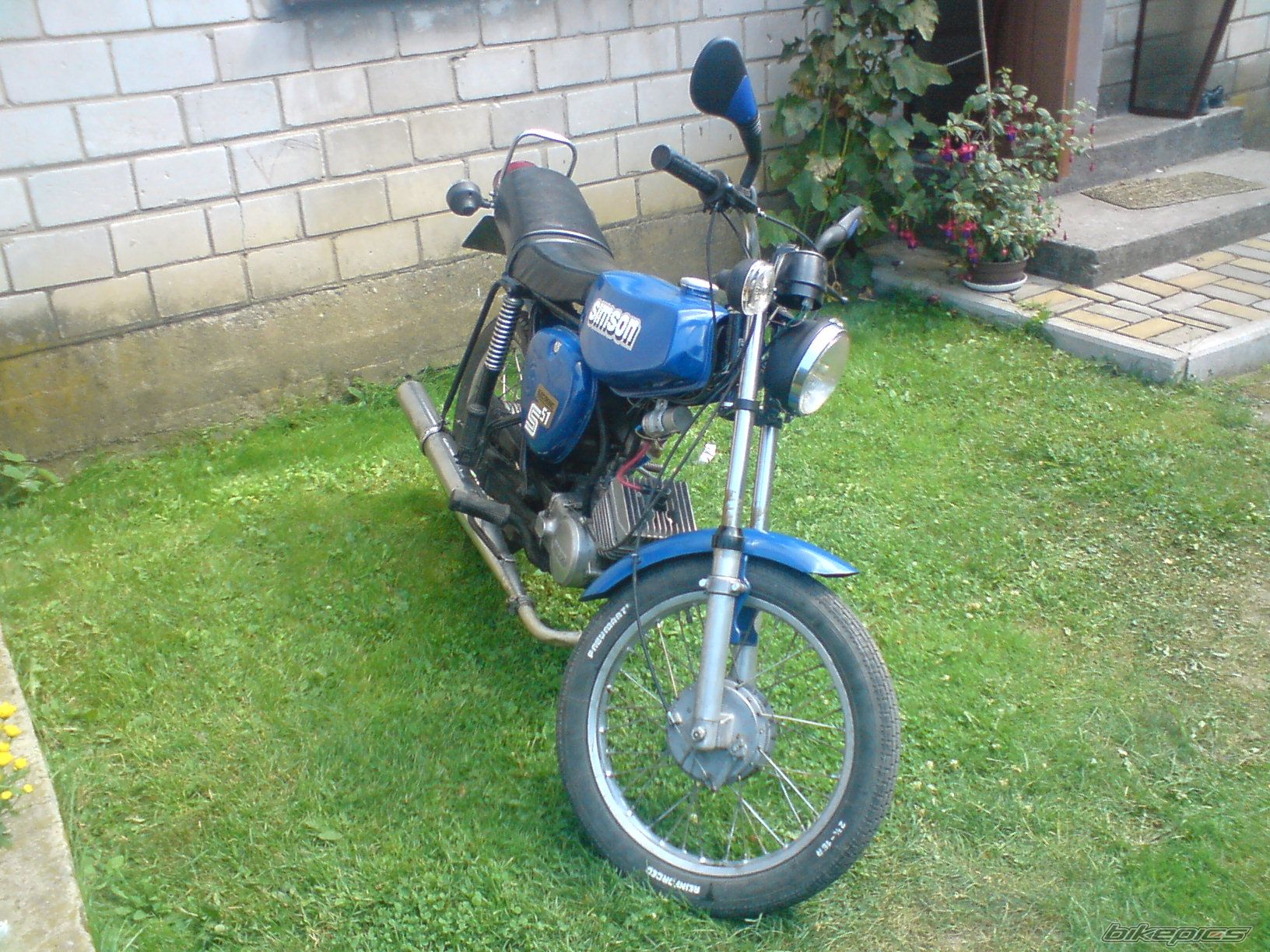 Photo 1749001