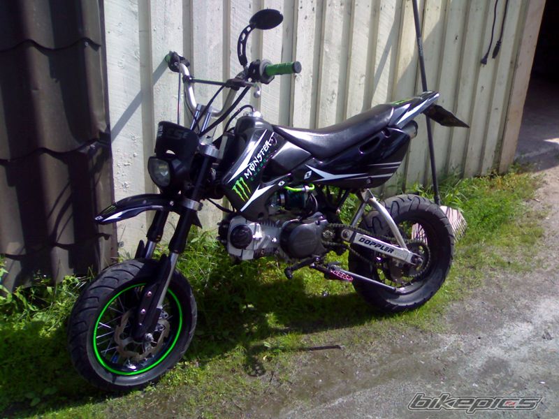 Photo 1749713