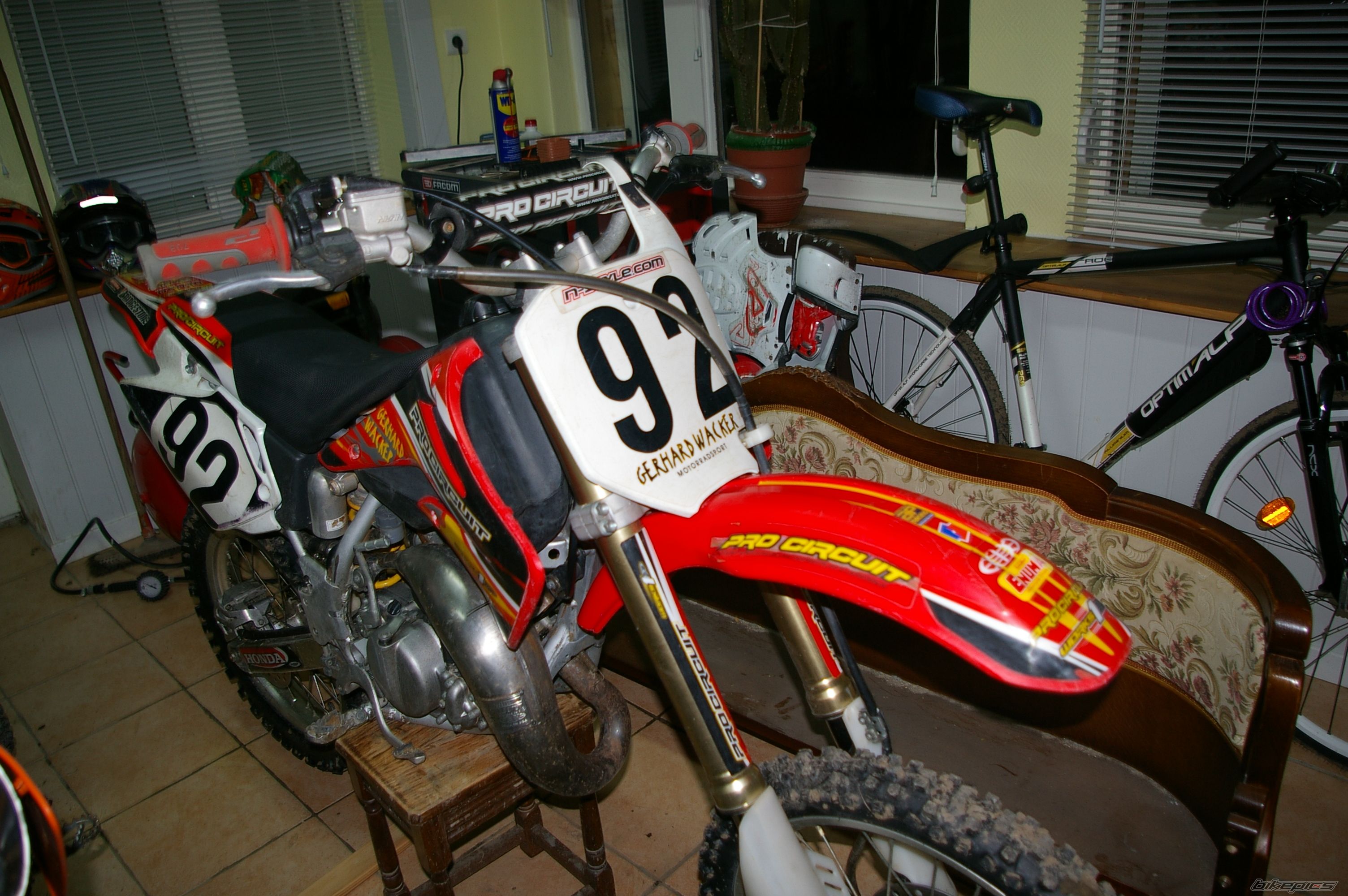 Photo 1749949