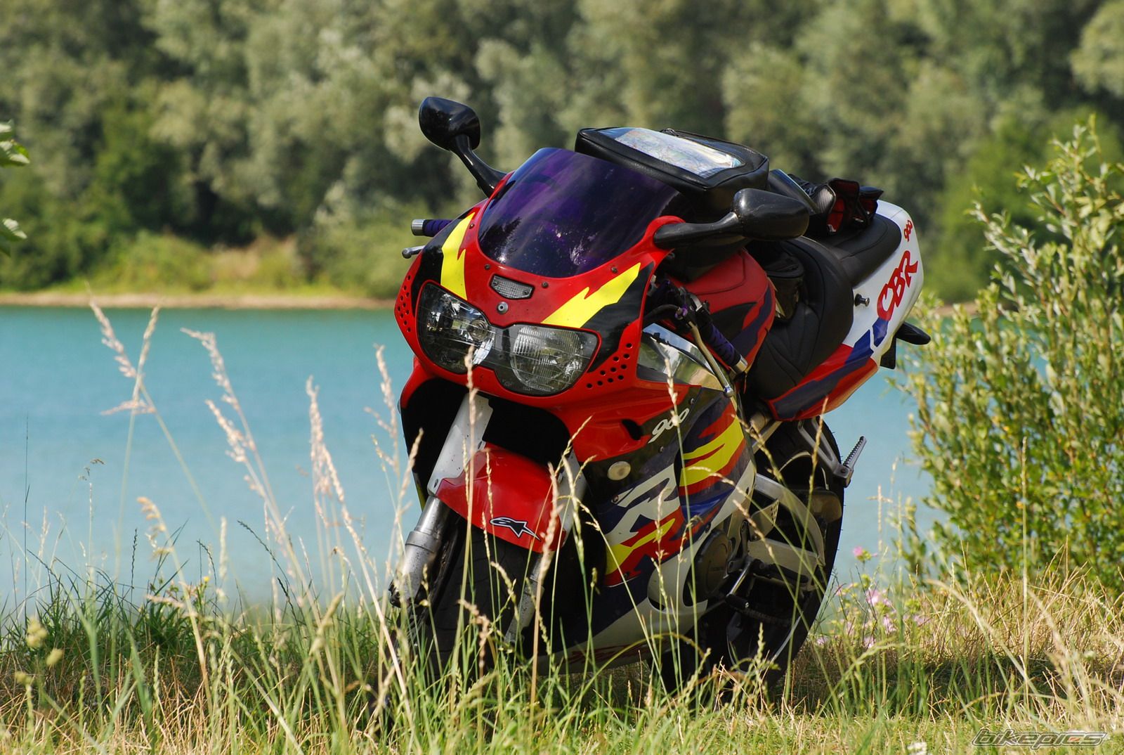 Bike Photo 1750349