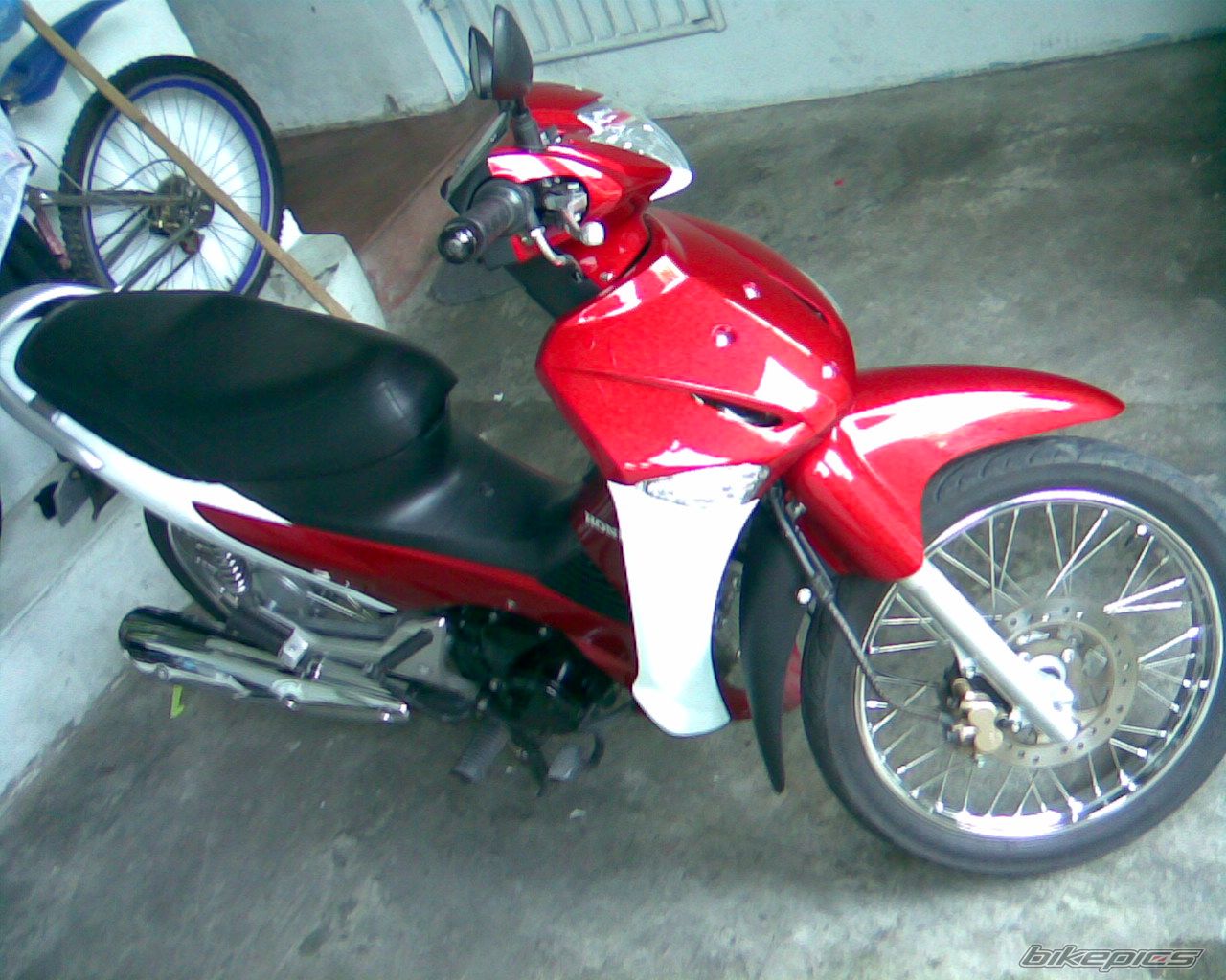Bike Photo 1750388