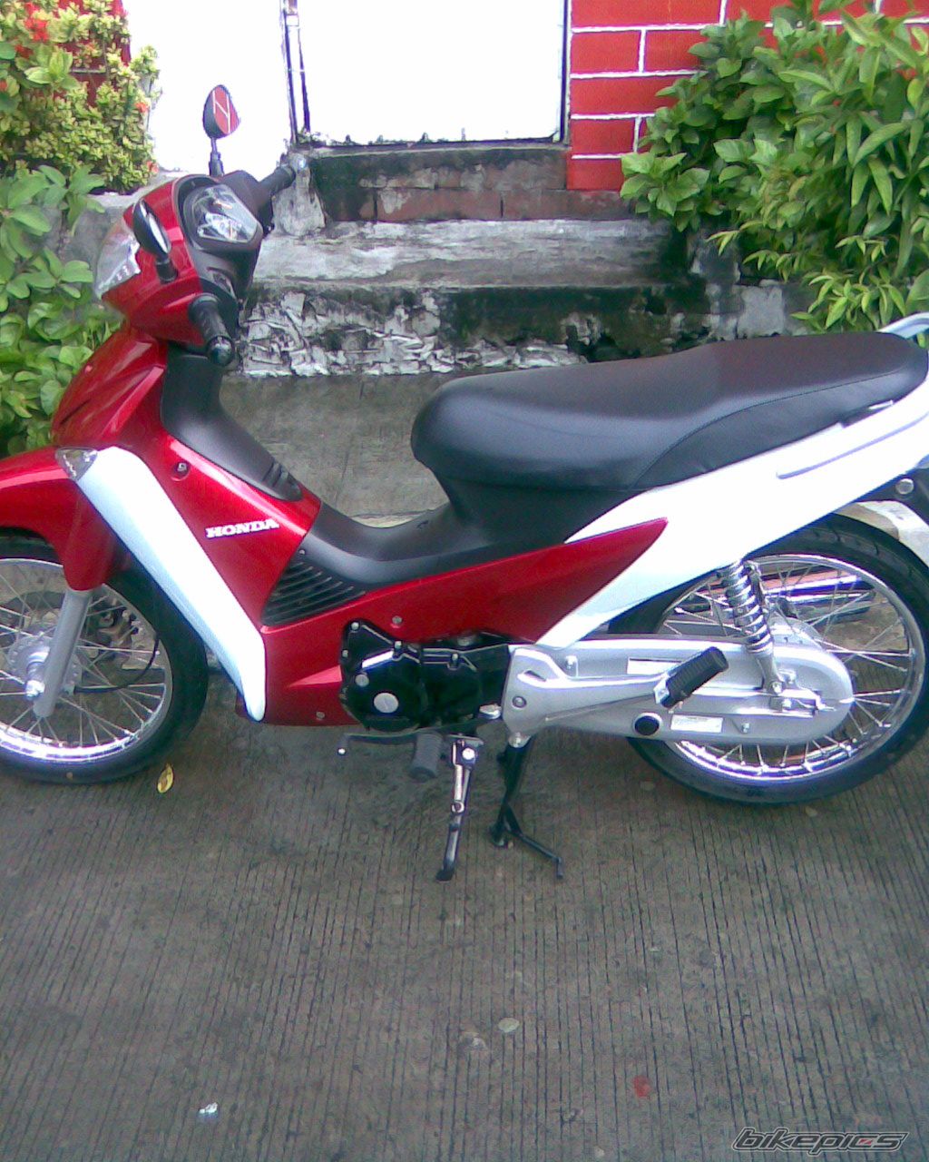 Bike Photo 1750411