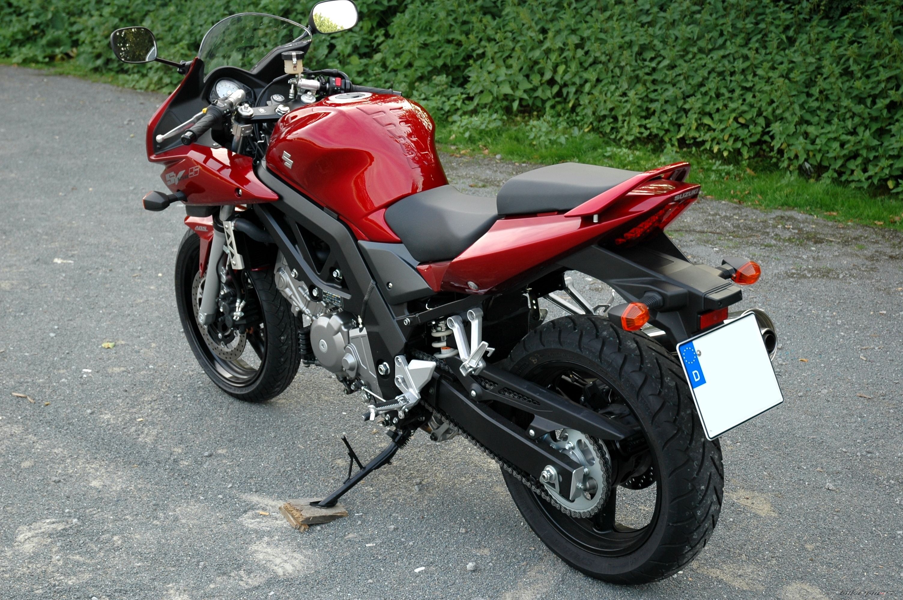 Bike Photo 1750566