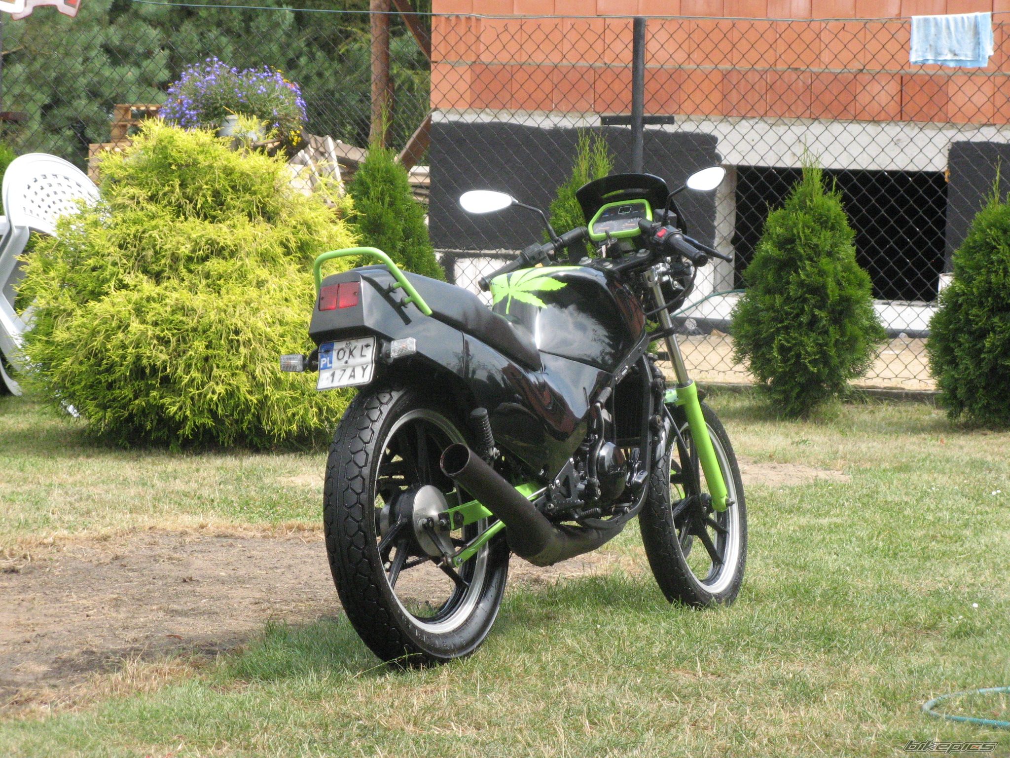 Bike Photo 1750577