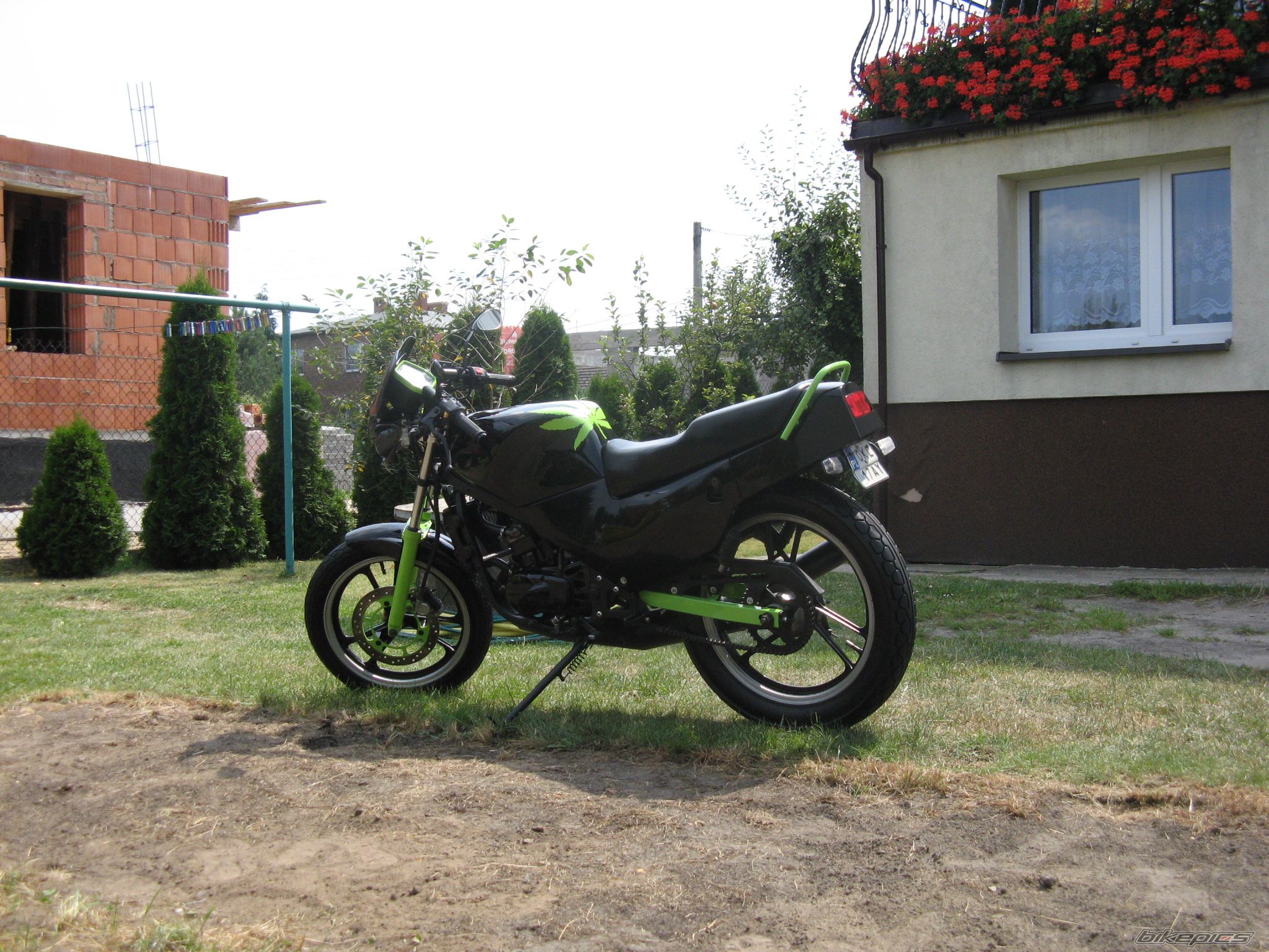 Bike Photo 1750590