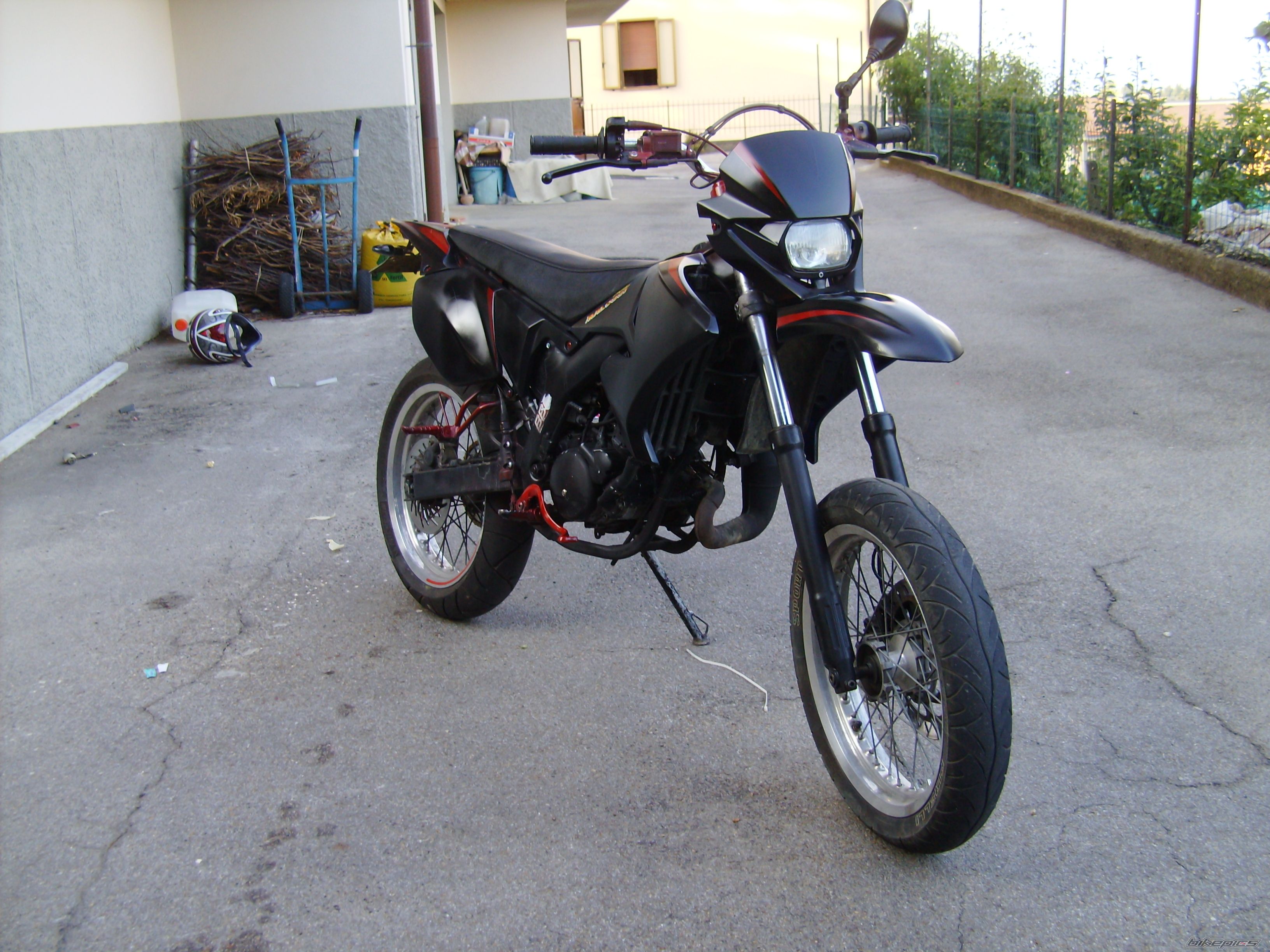 Bike Photo 1750945