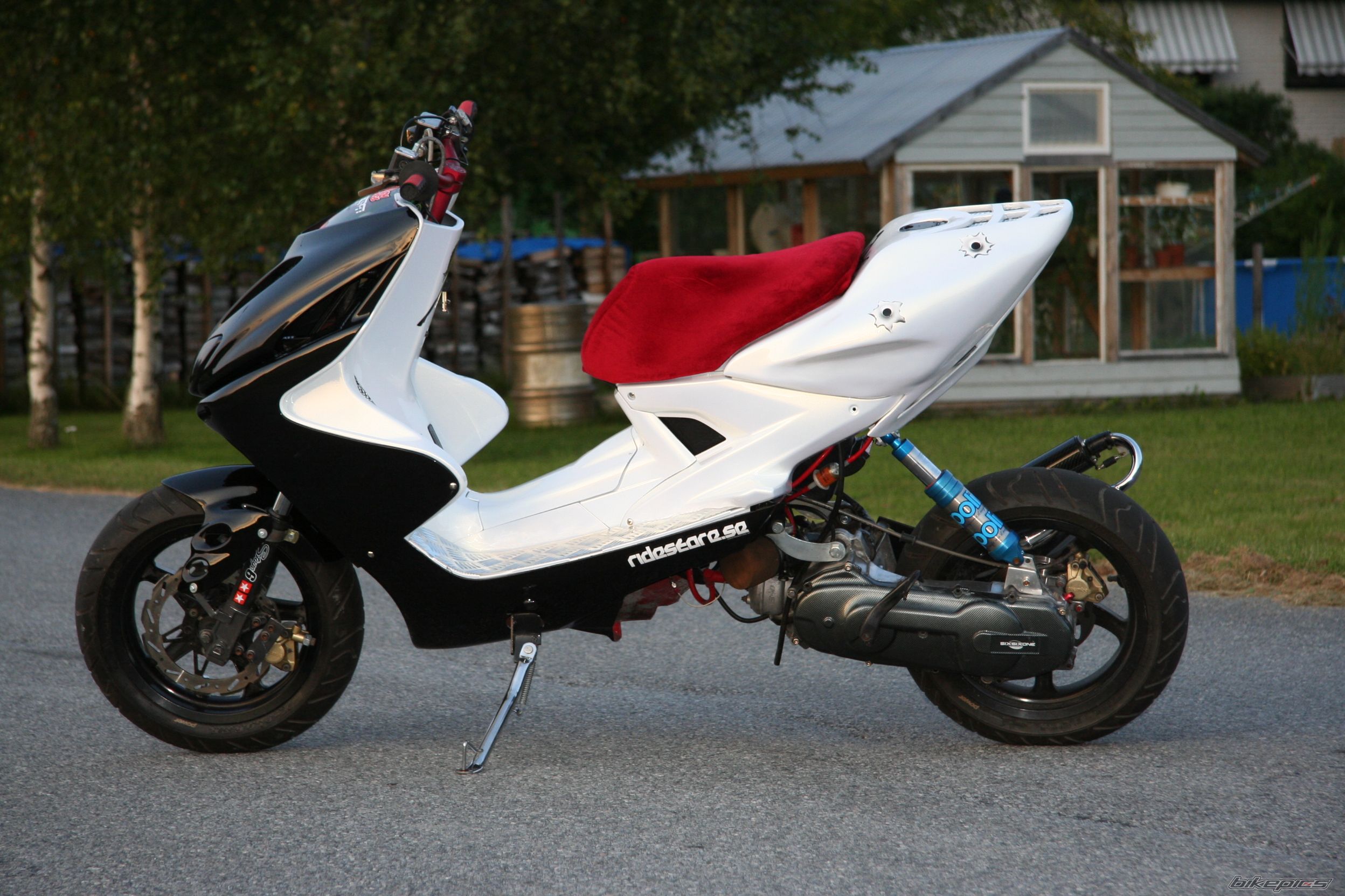 Bike Photo 1751210
