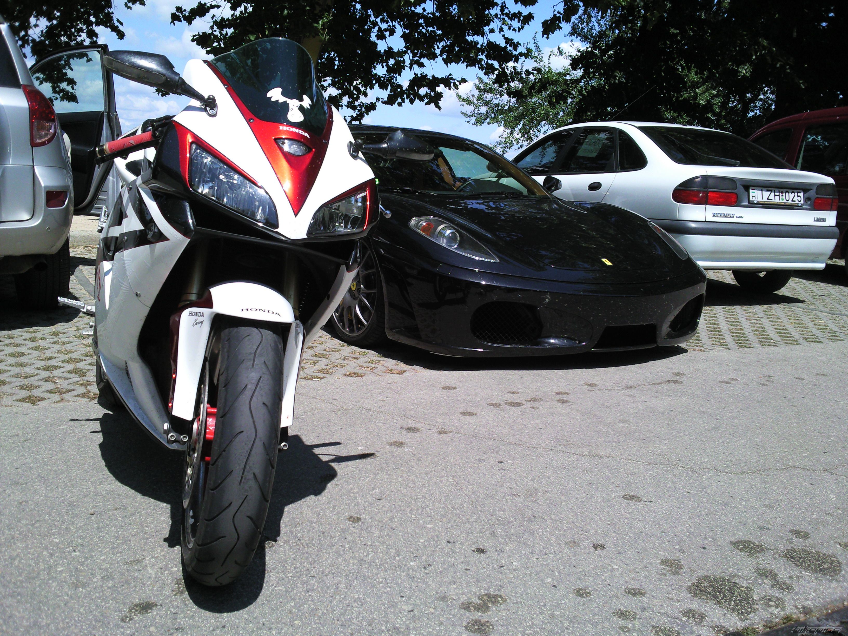 Bike Photo 1751738