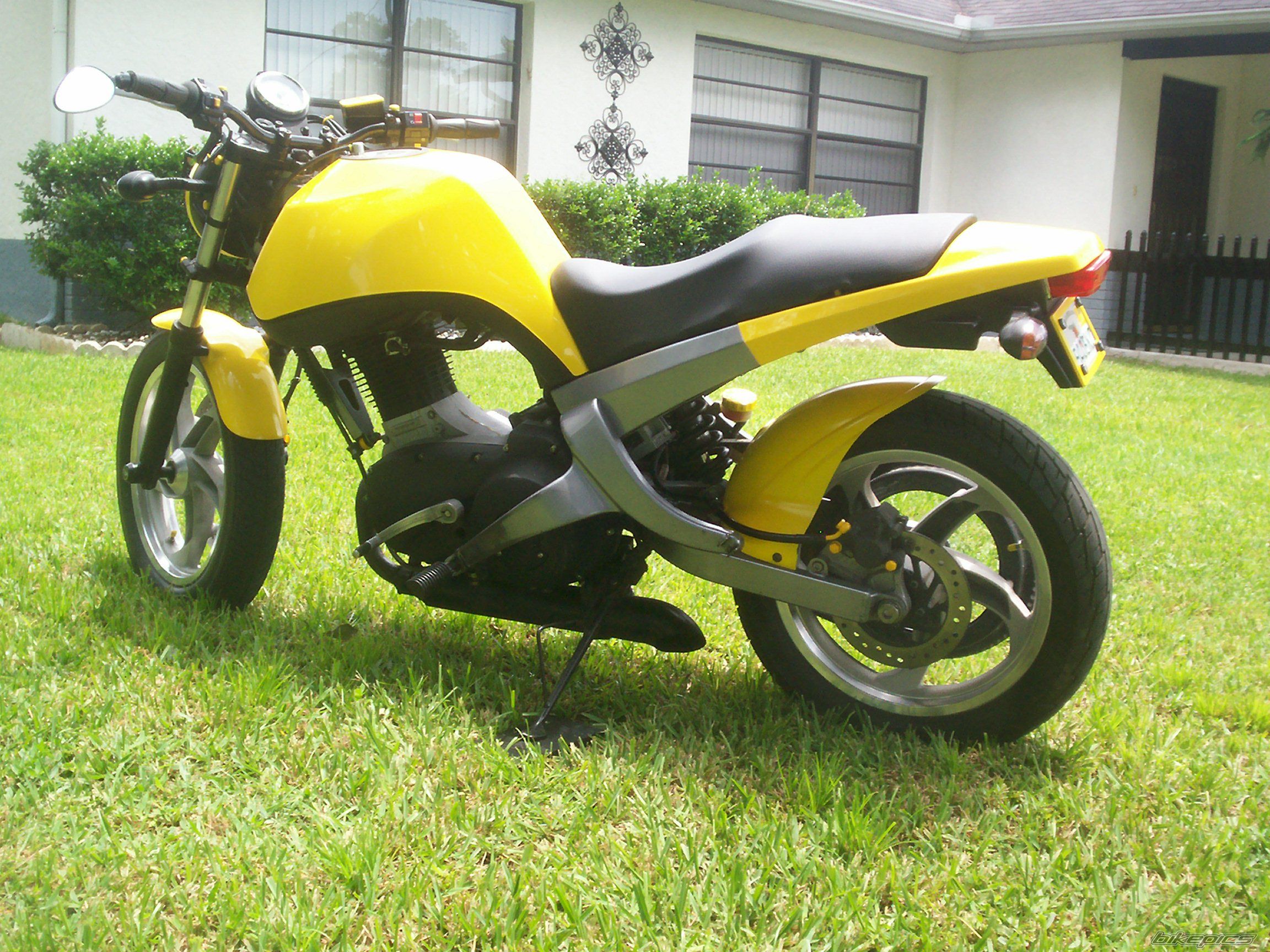 Bike Photo 1751901