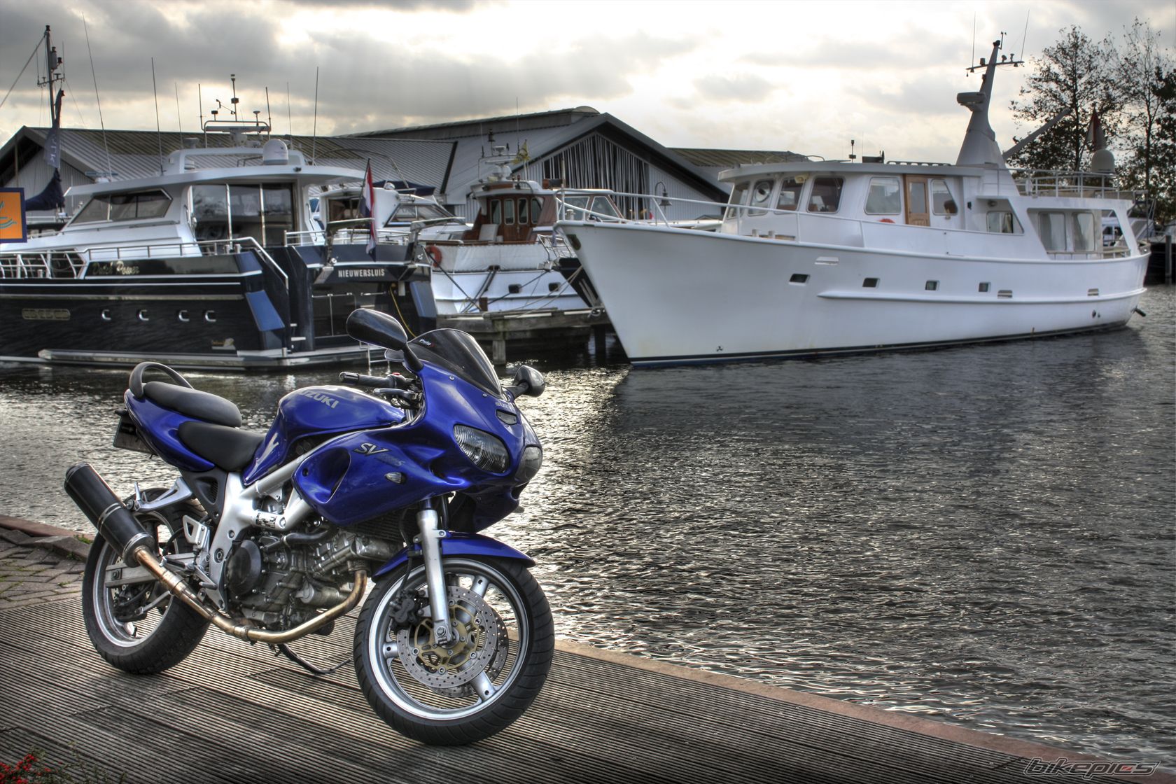 Bike Photo 1753543