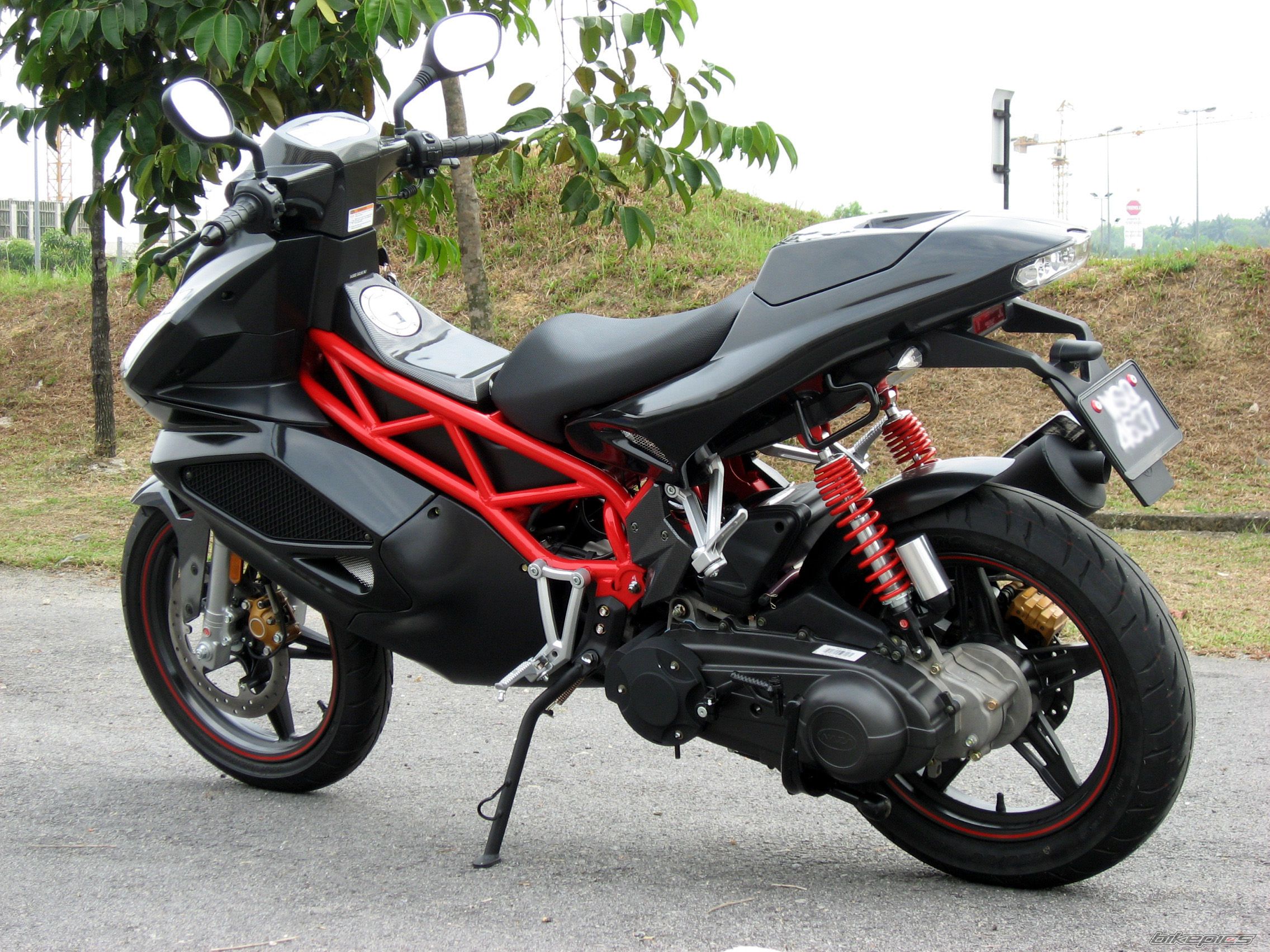 Bike Photo 1754184