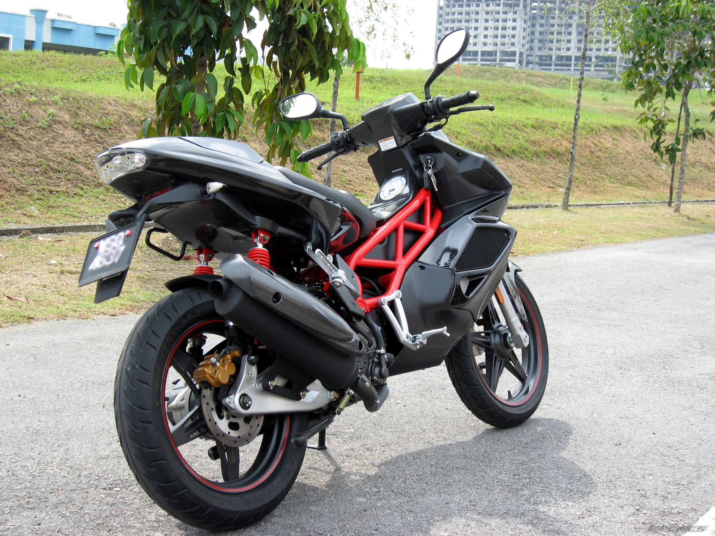 Bike Photo 1754194