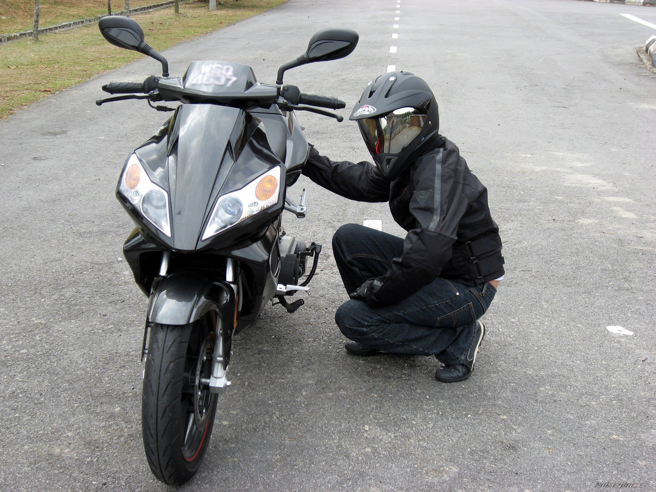 Bike Photo 1754210