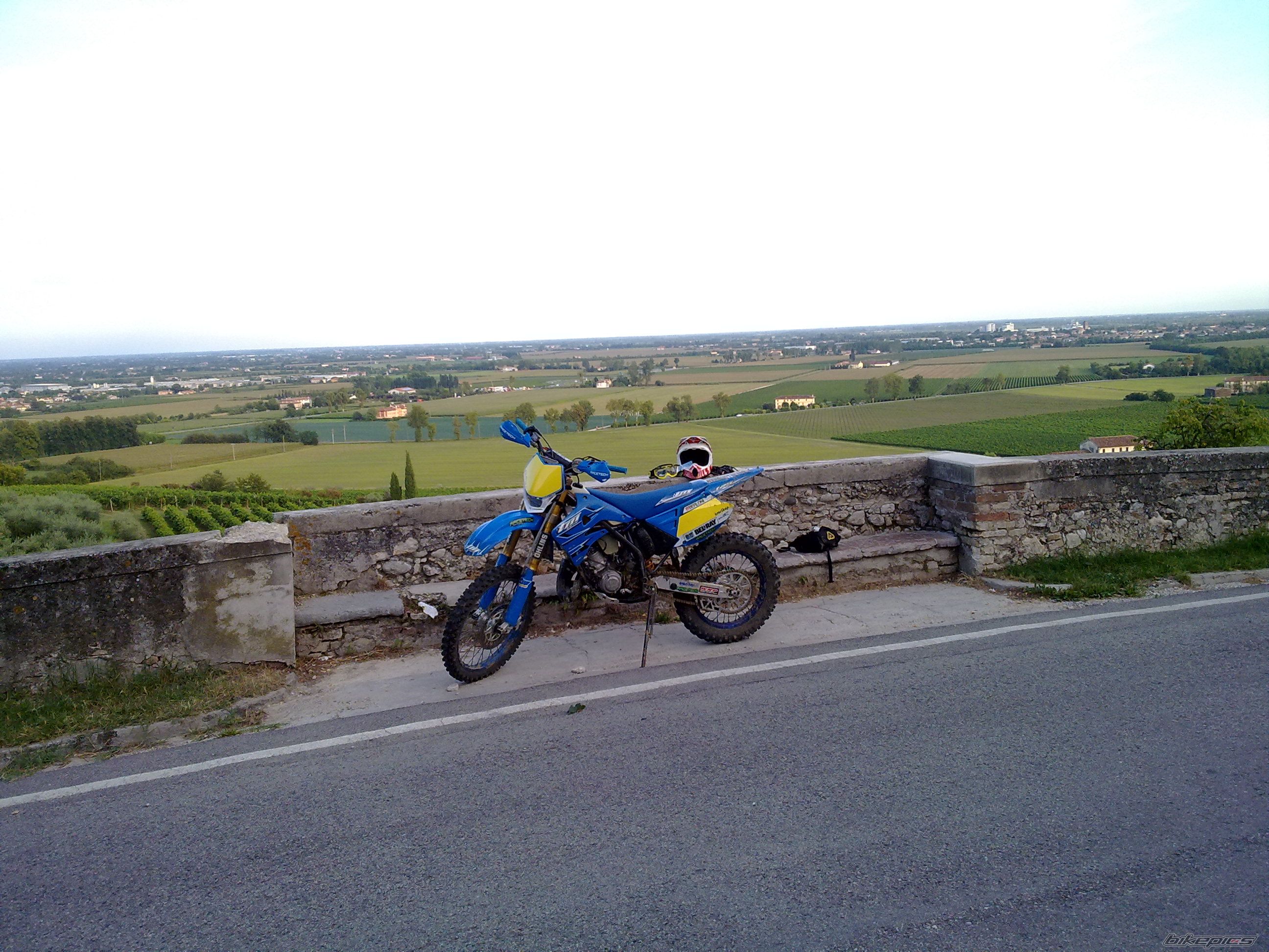 Bike Photo 1754385