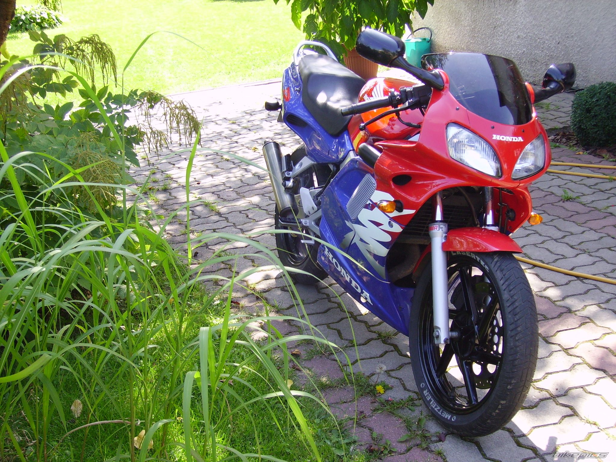 Photo 1756516