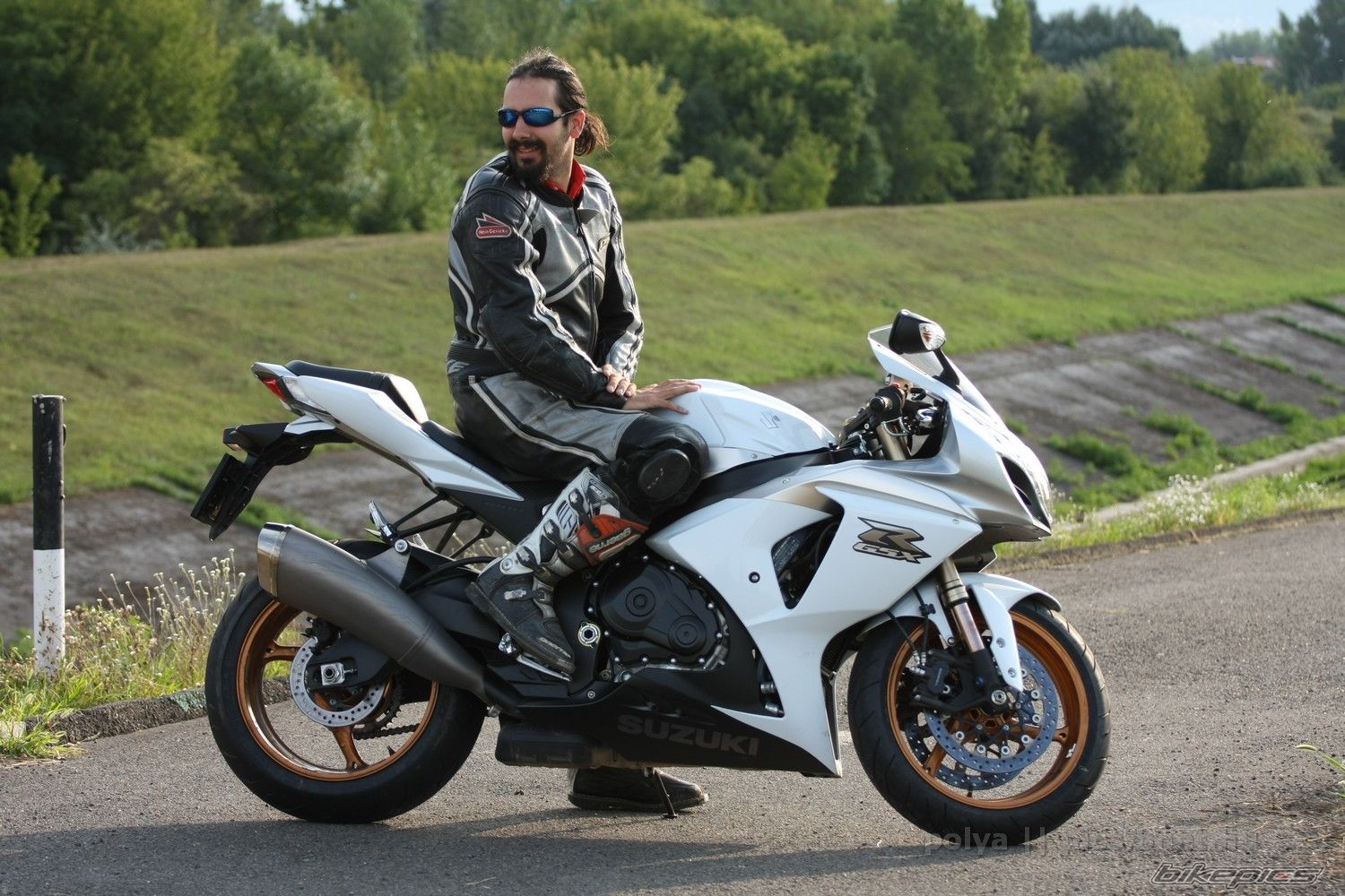 Bike Photo 1756784