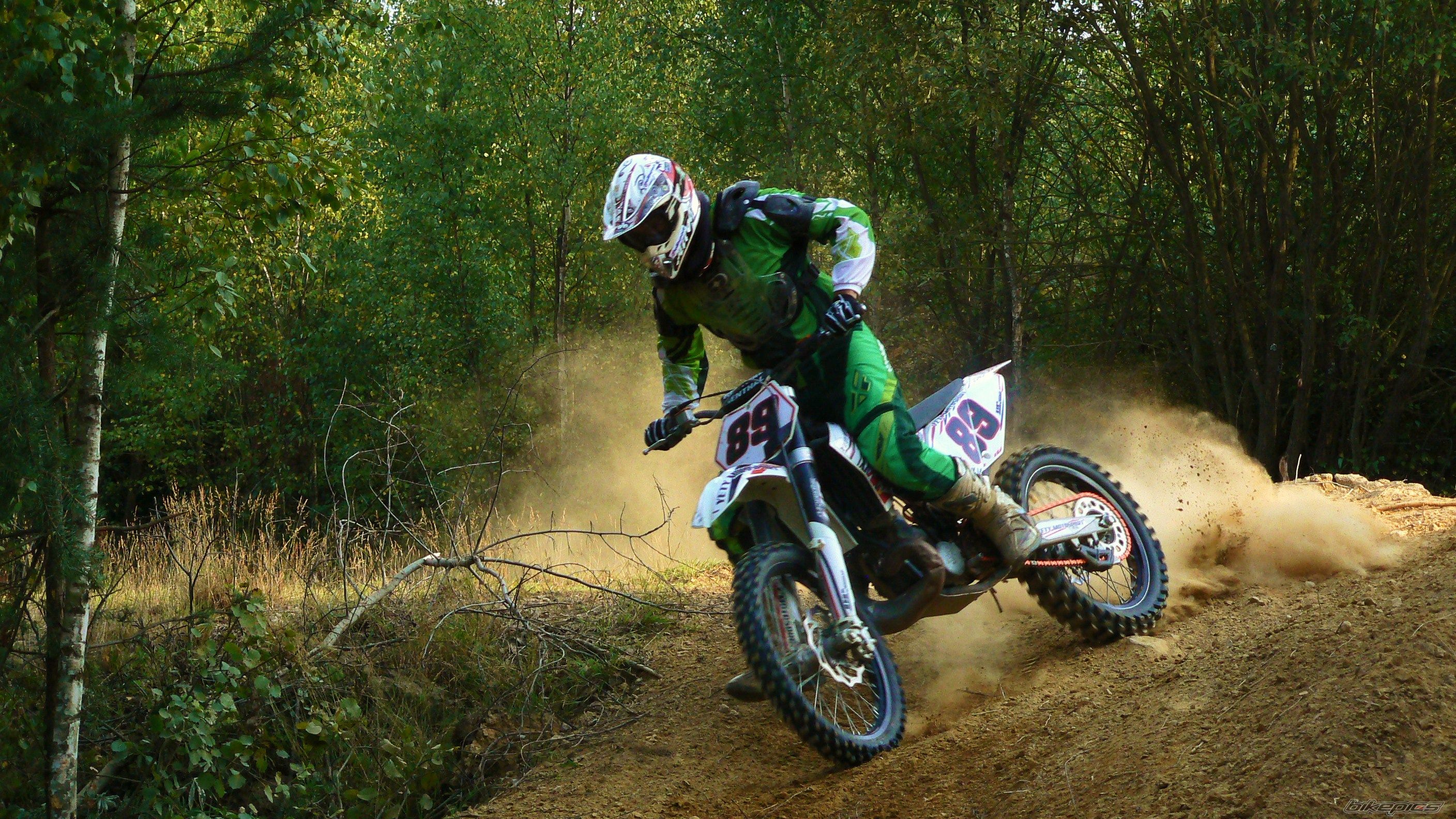 Bike Photo 1758031