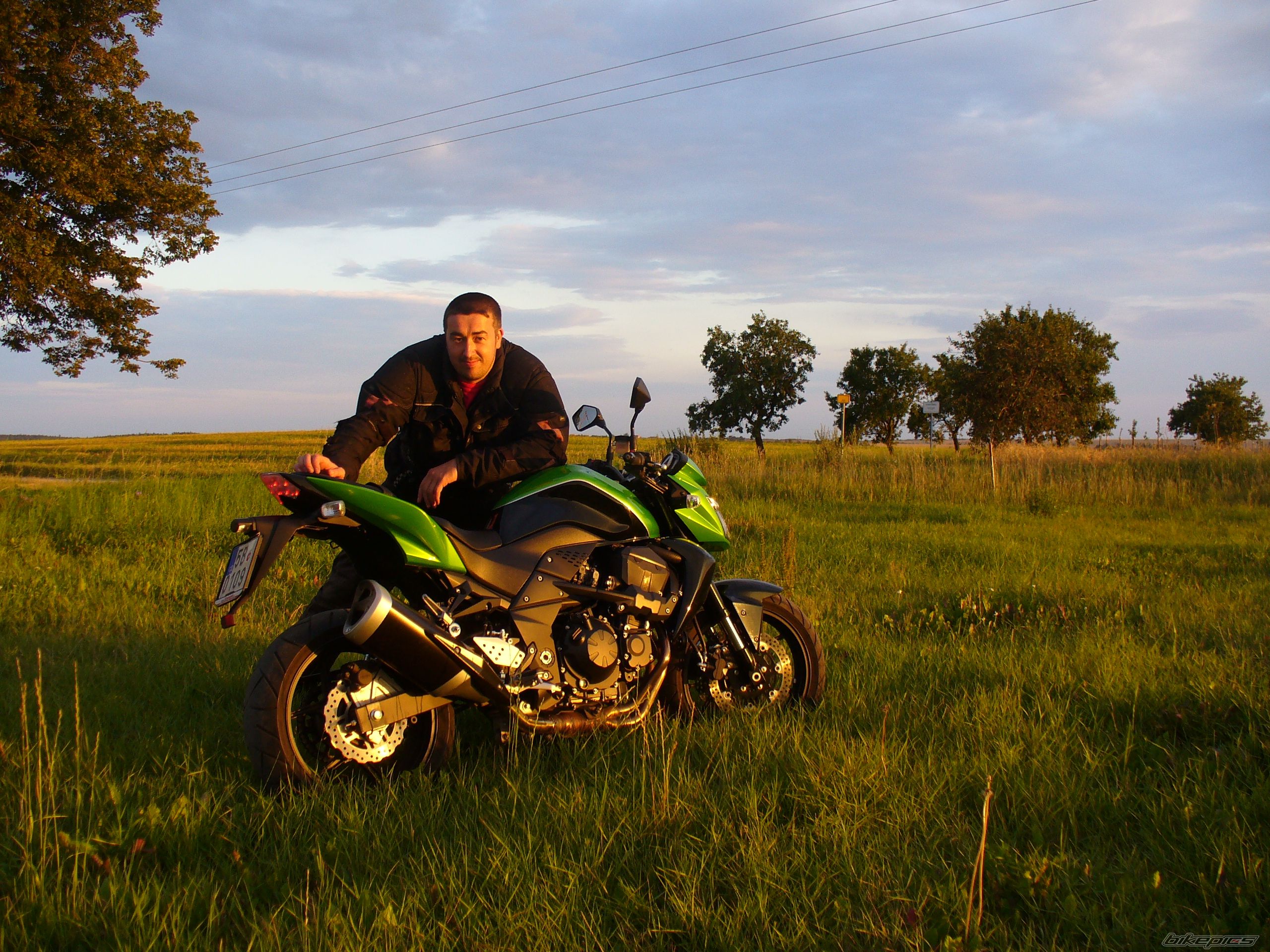 Bike Photo 1758073