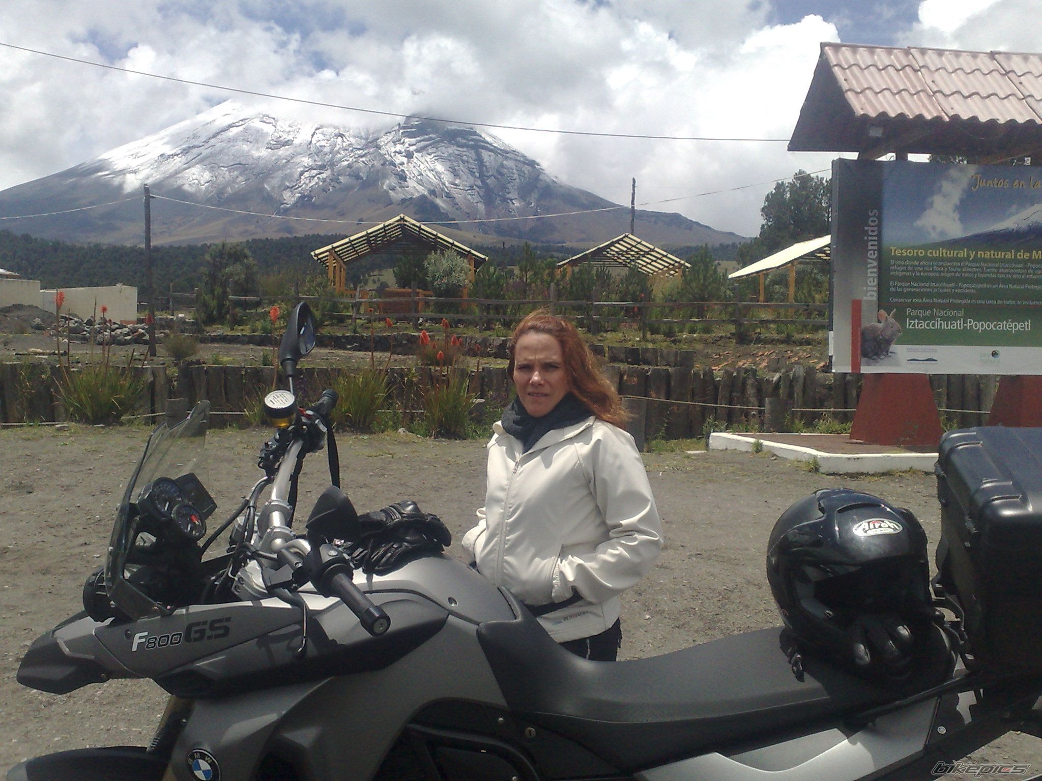 Photo 1758176