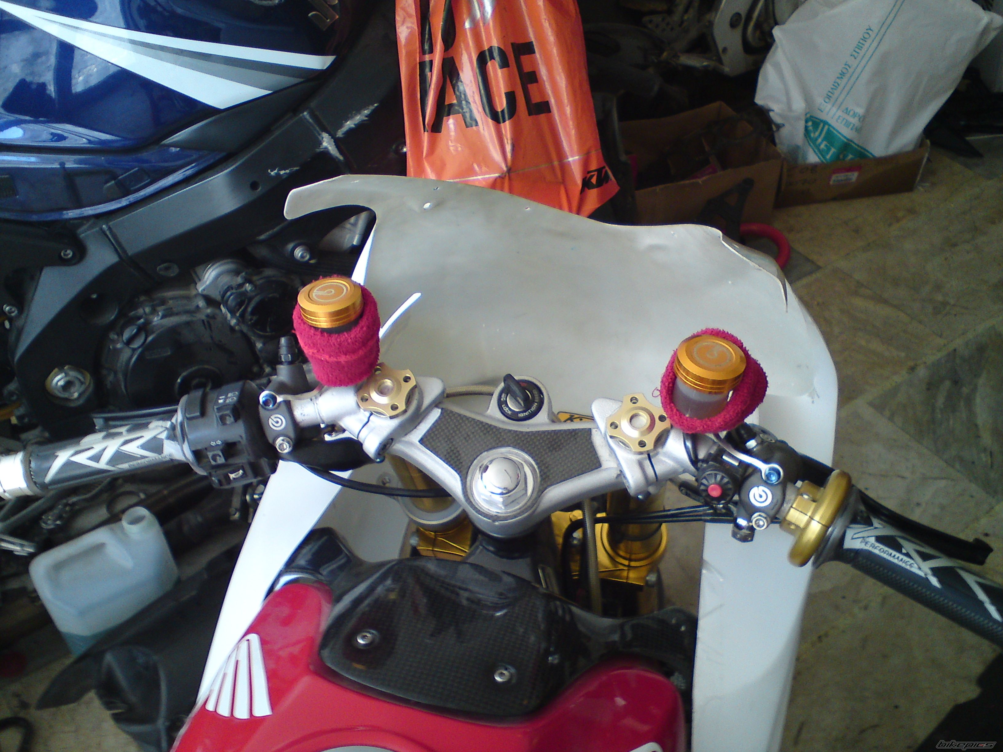 Photo 1758848