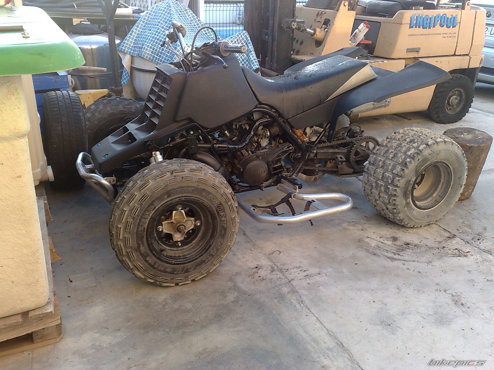 Photo 1759077