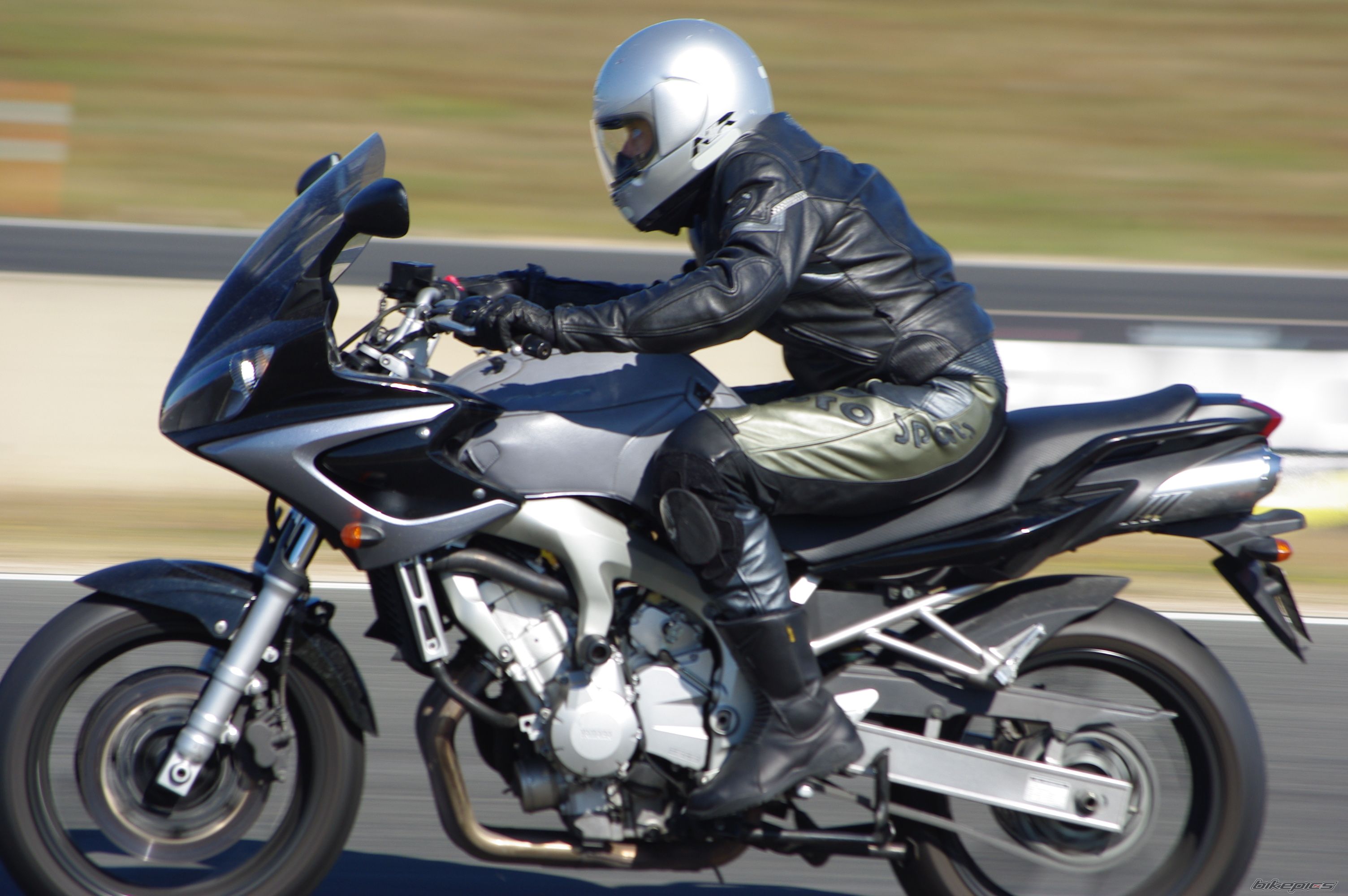 Bike Photo 1770351