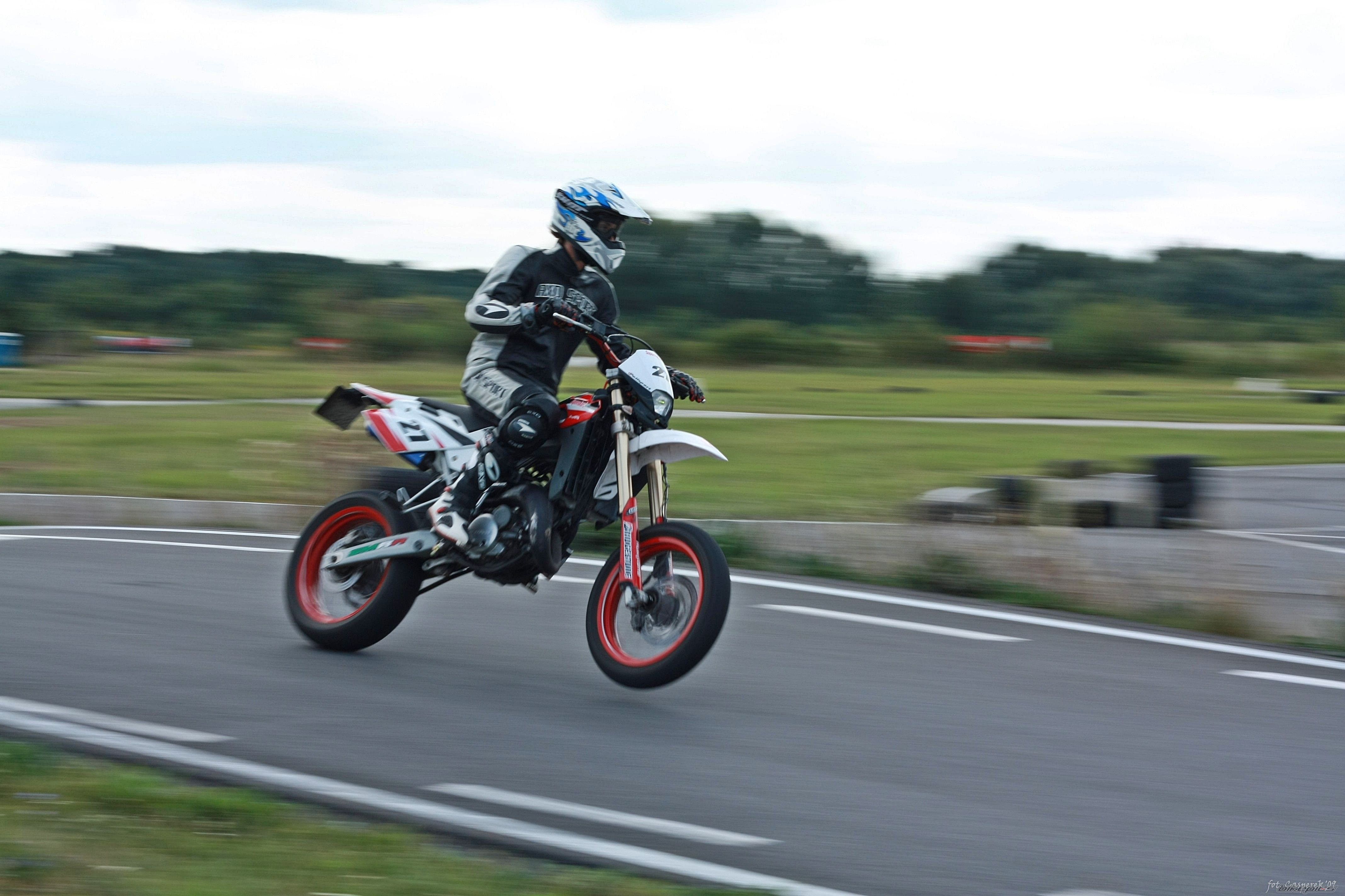 Photo 1771686