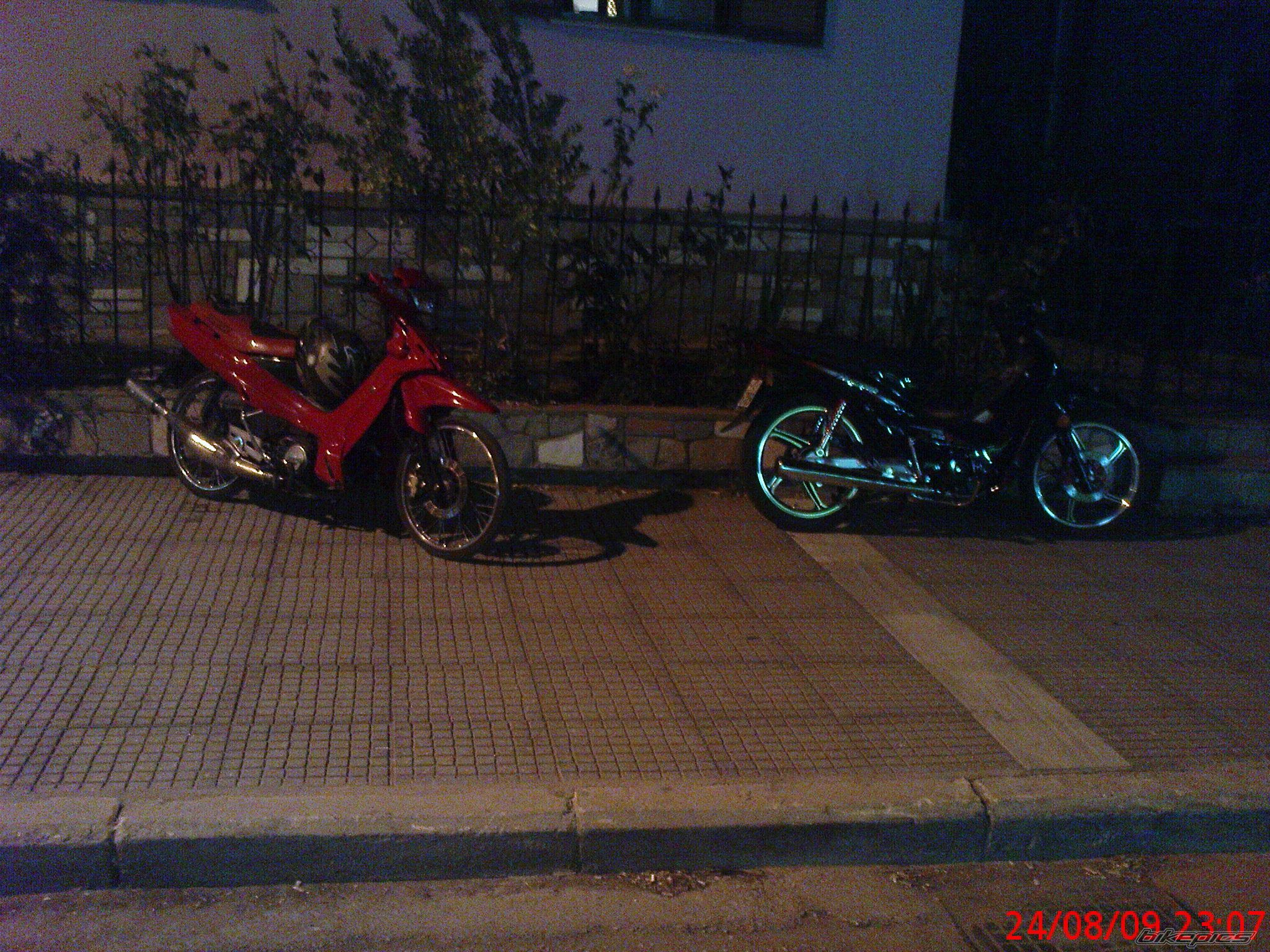 Photo 1772783