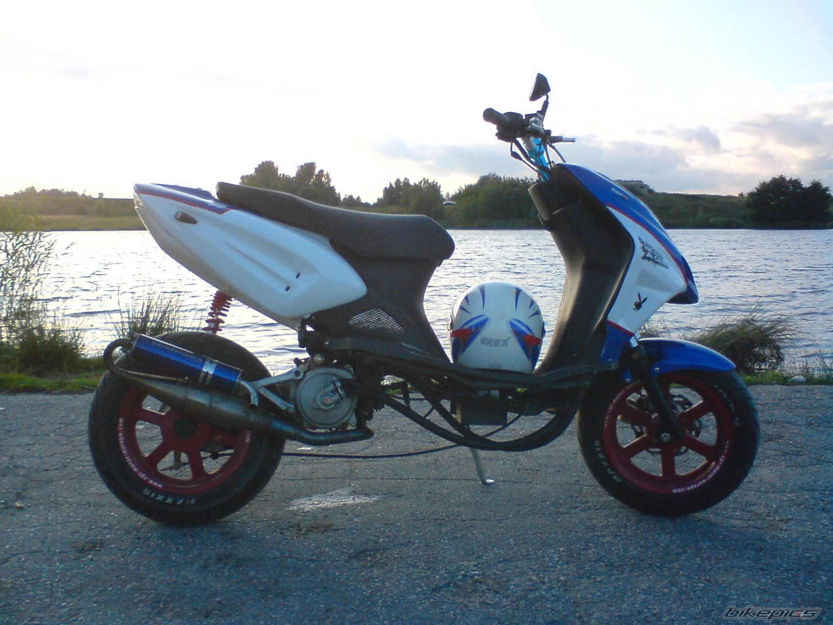 Bike Photo 1773095