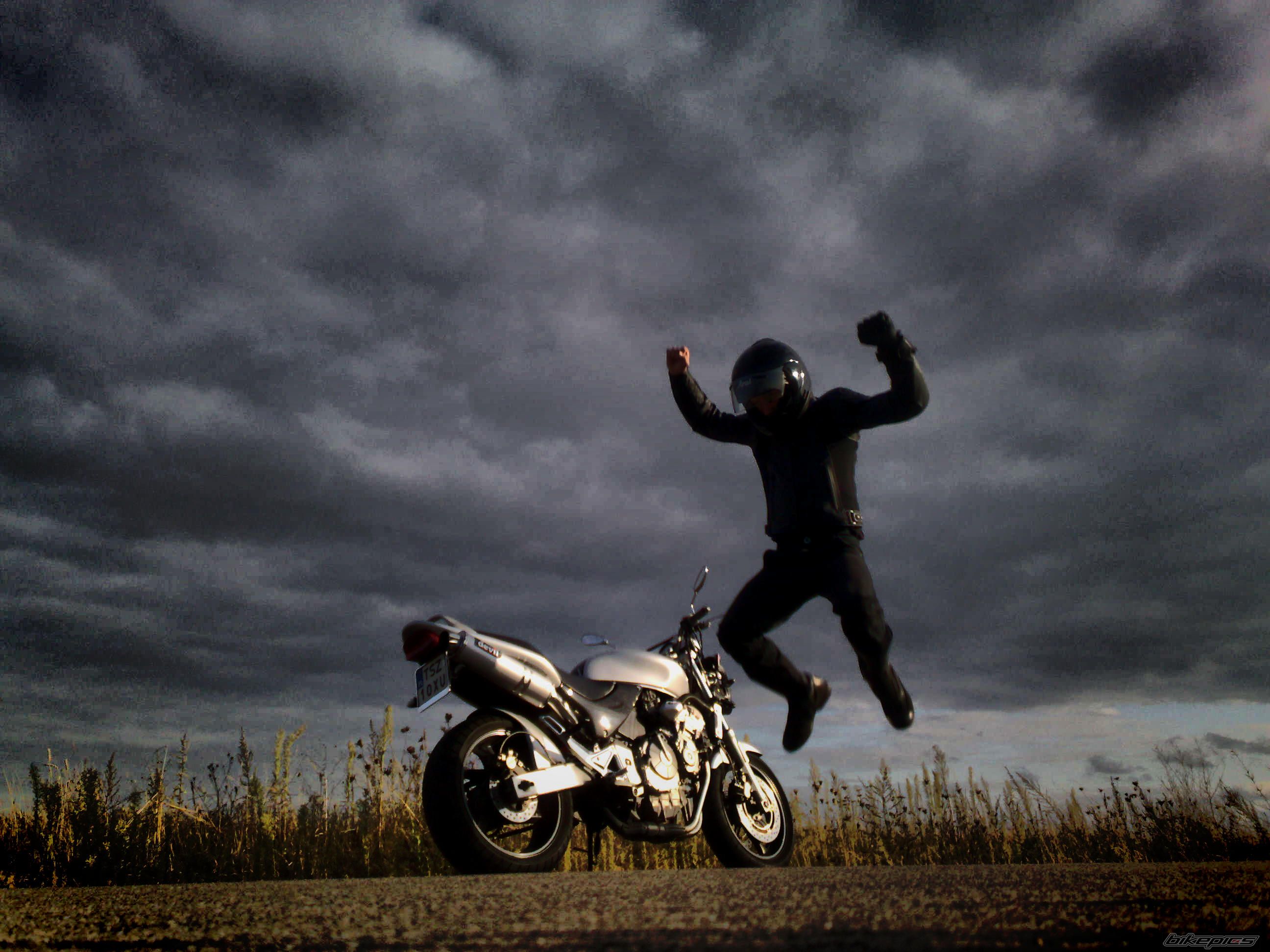 Bike Photo 1773749