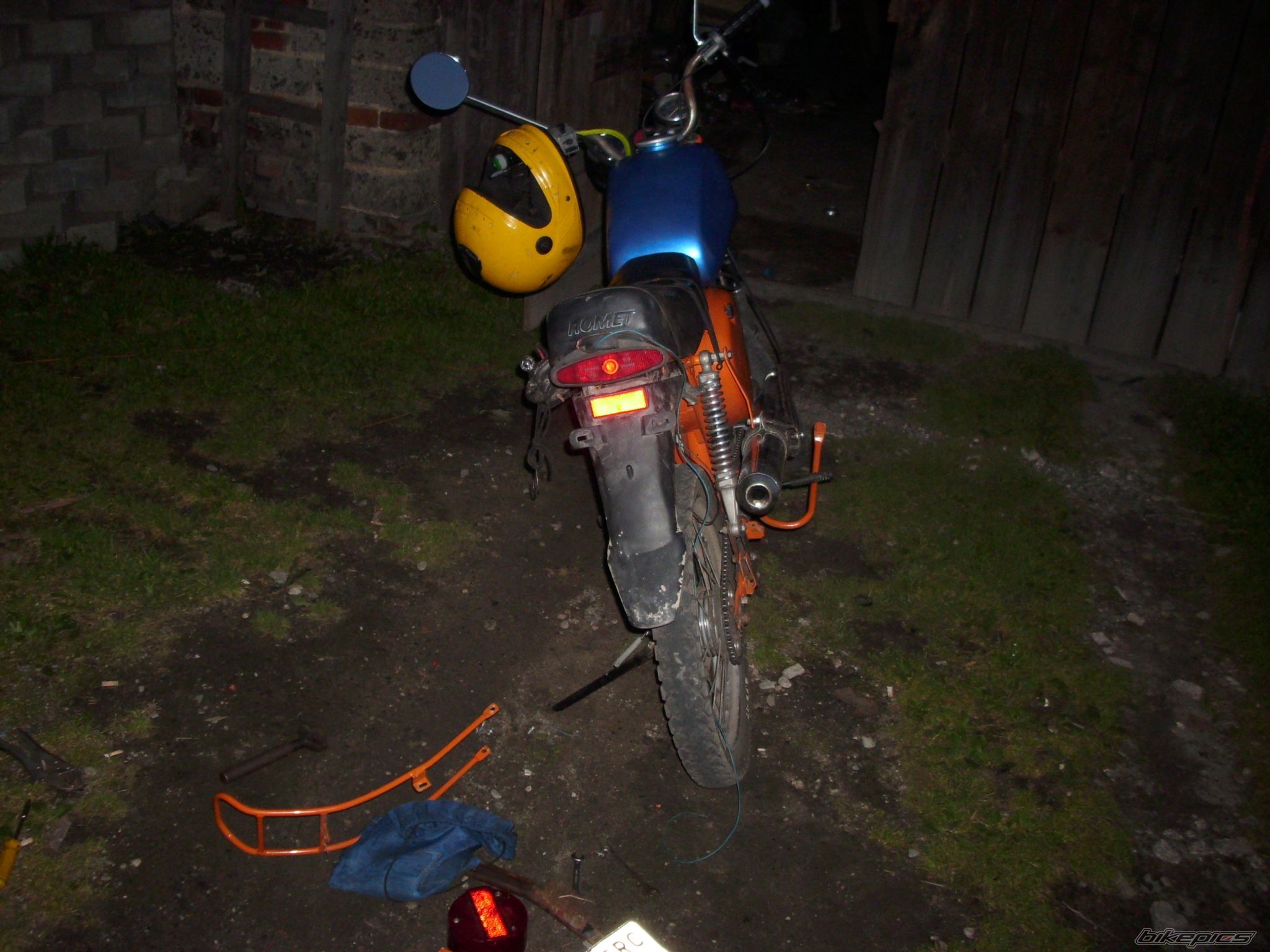 Photo 1774849