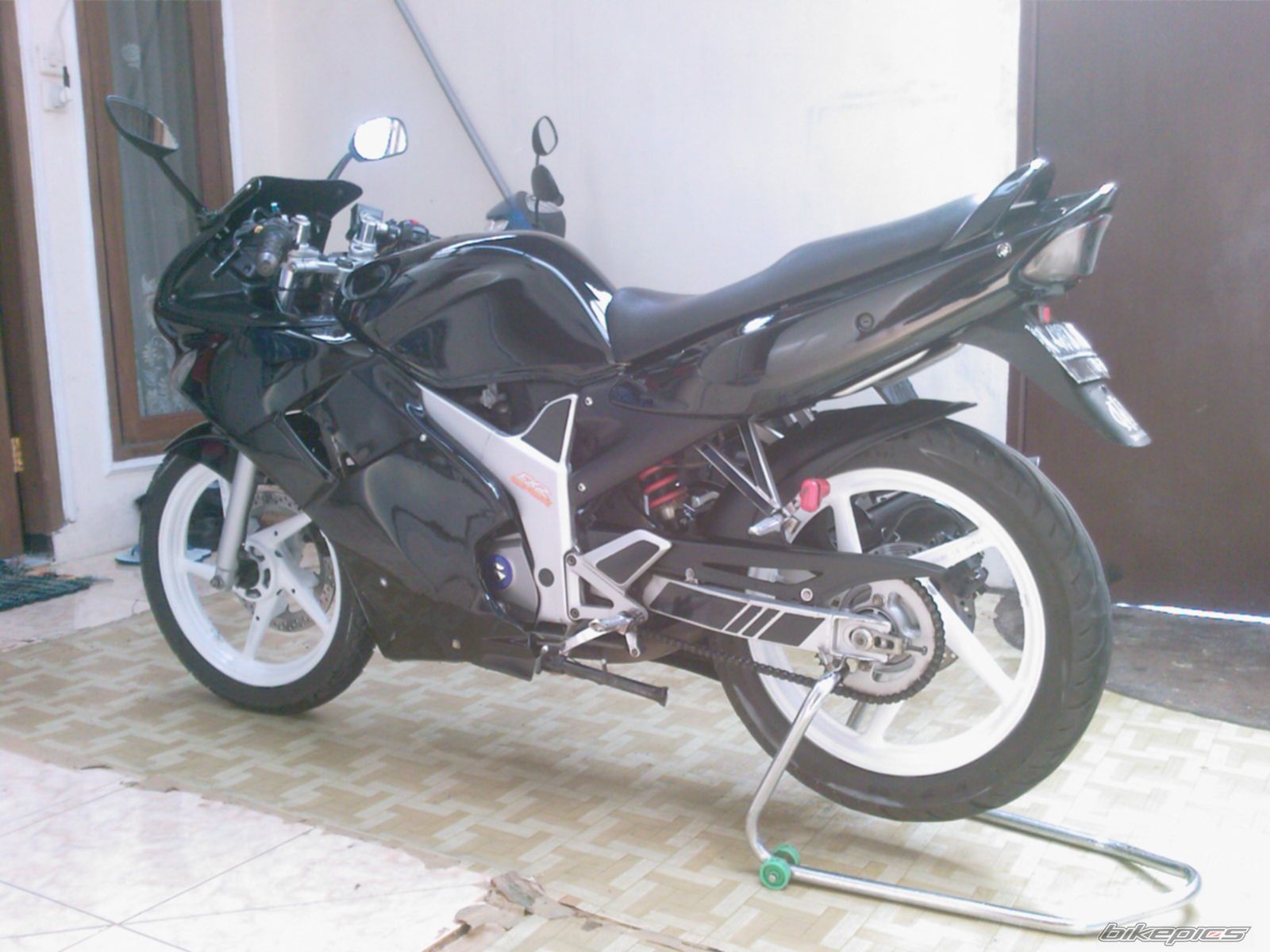 Photo 1775163