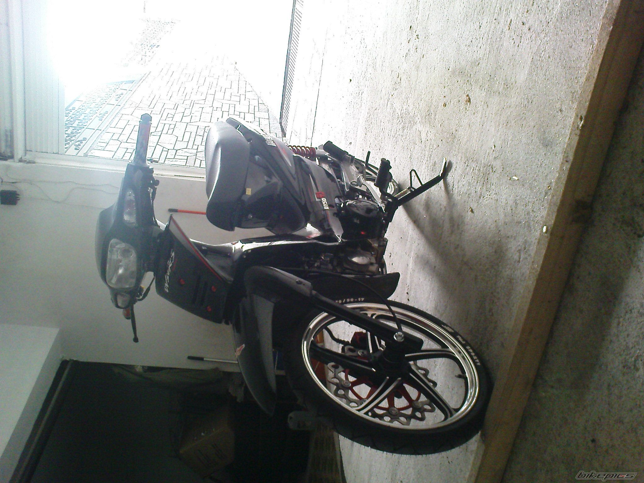 Photo 1775434
