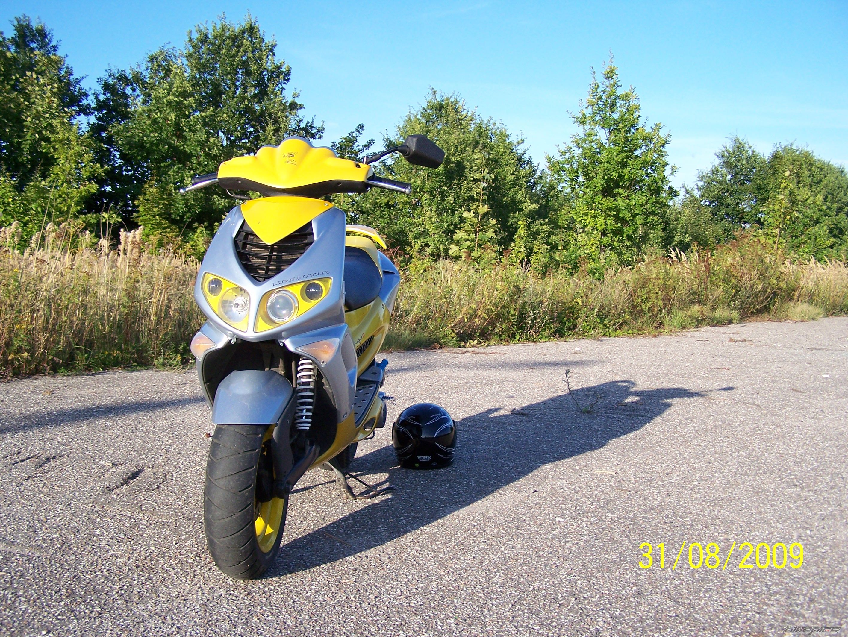Photo 1775638