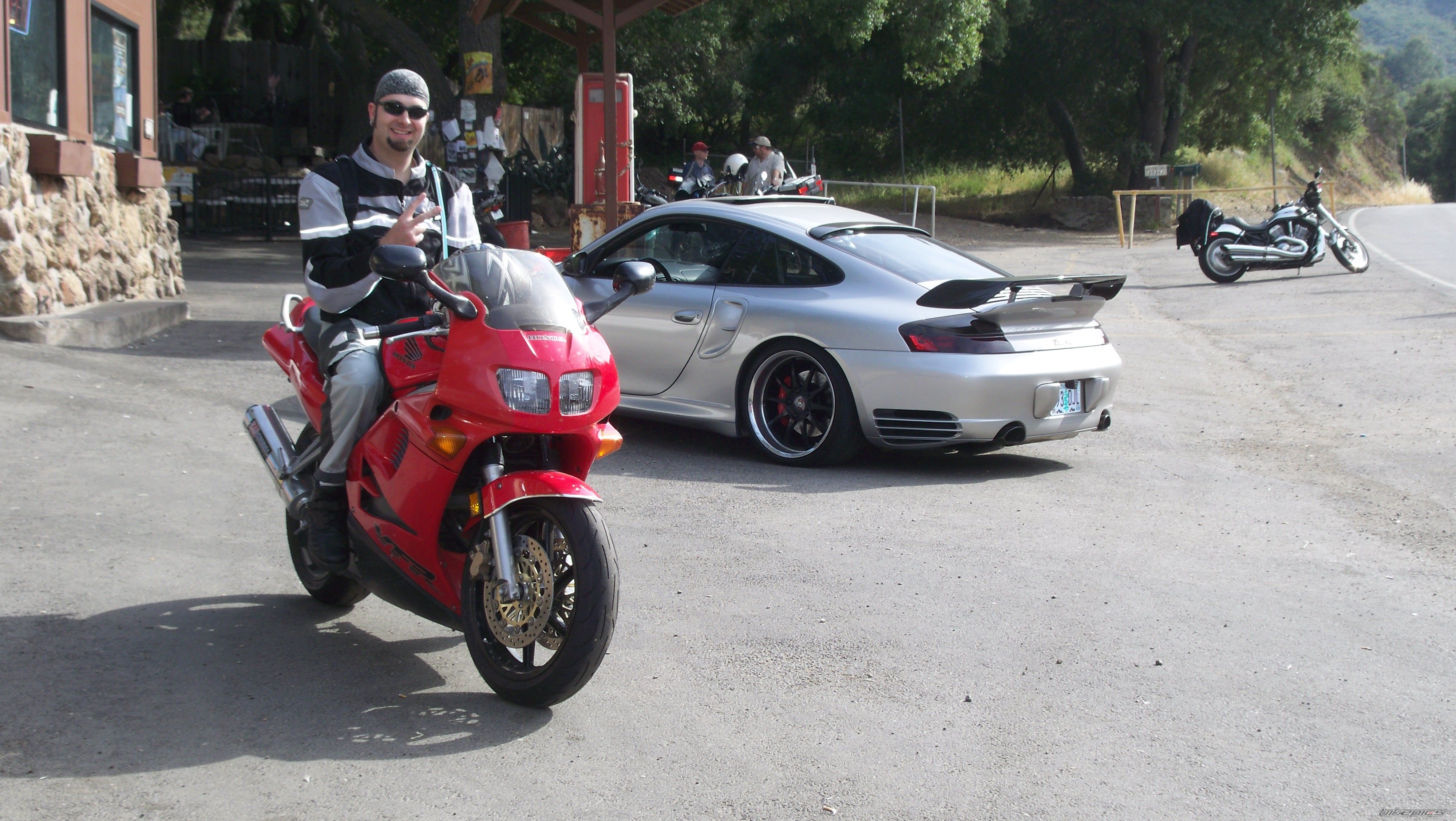 Bike Photo 1775971