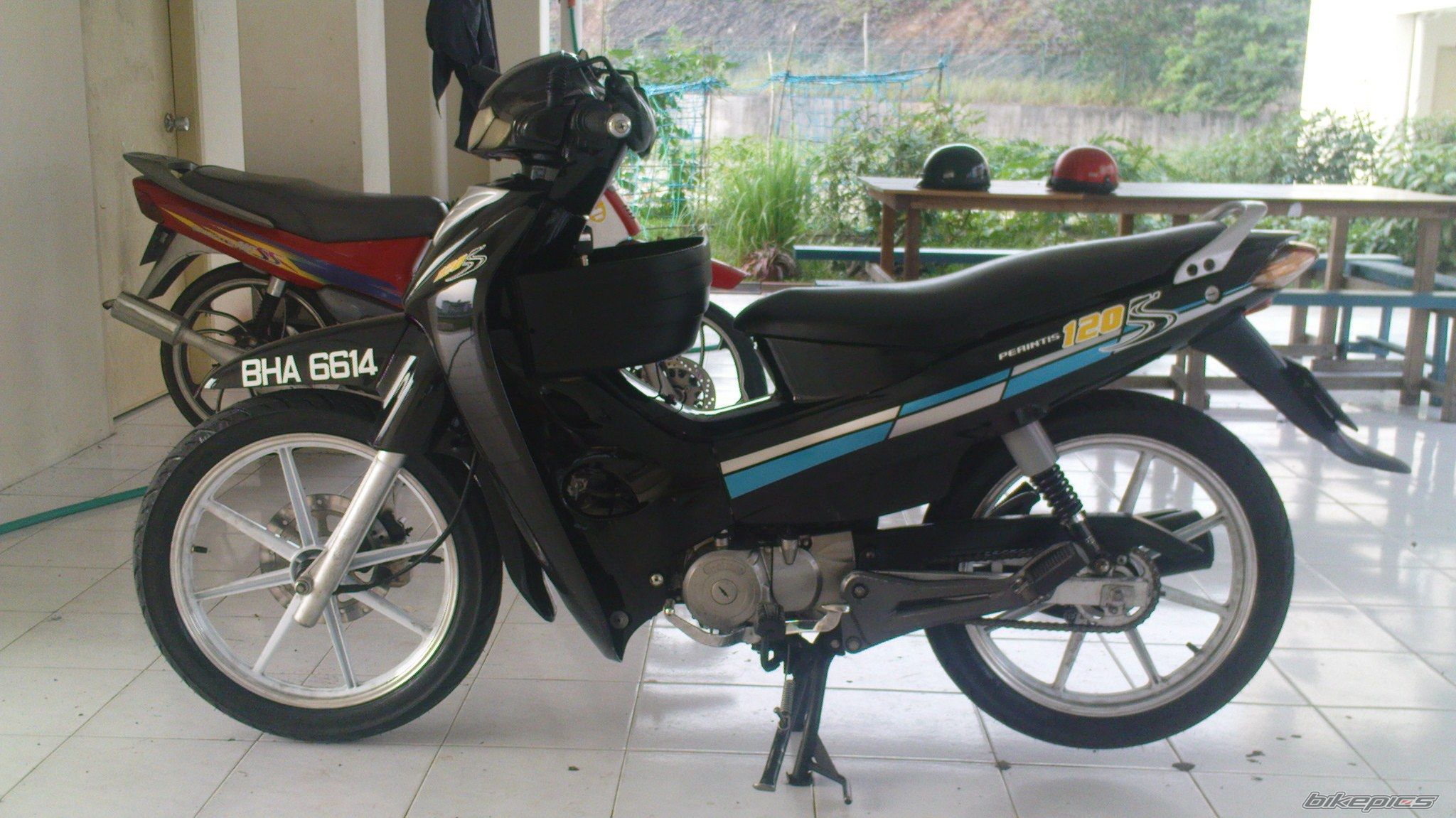 Bike Photo 1776123
