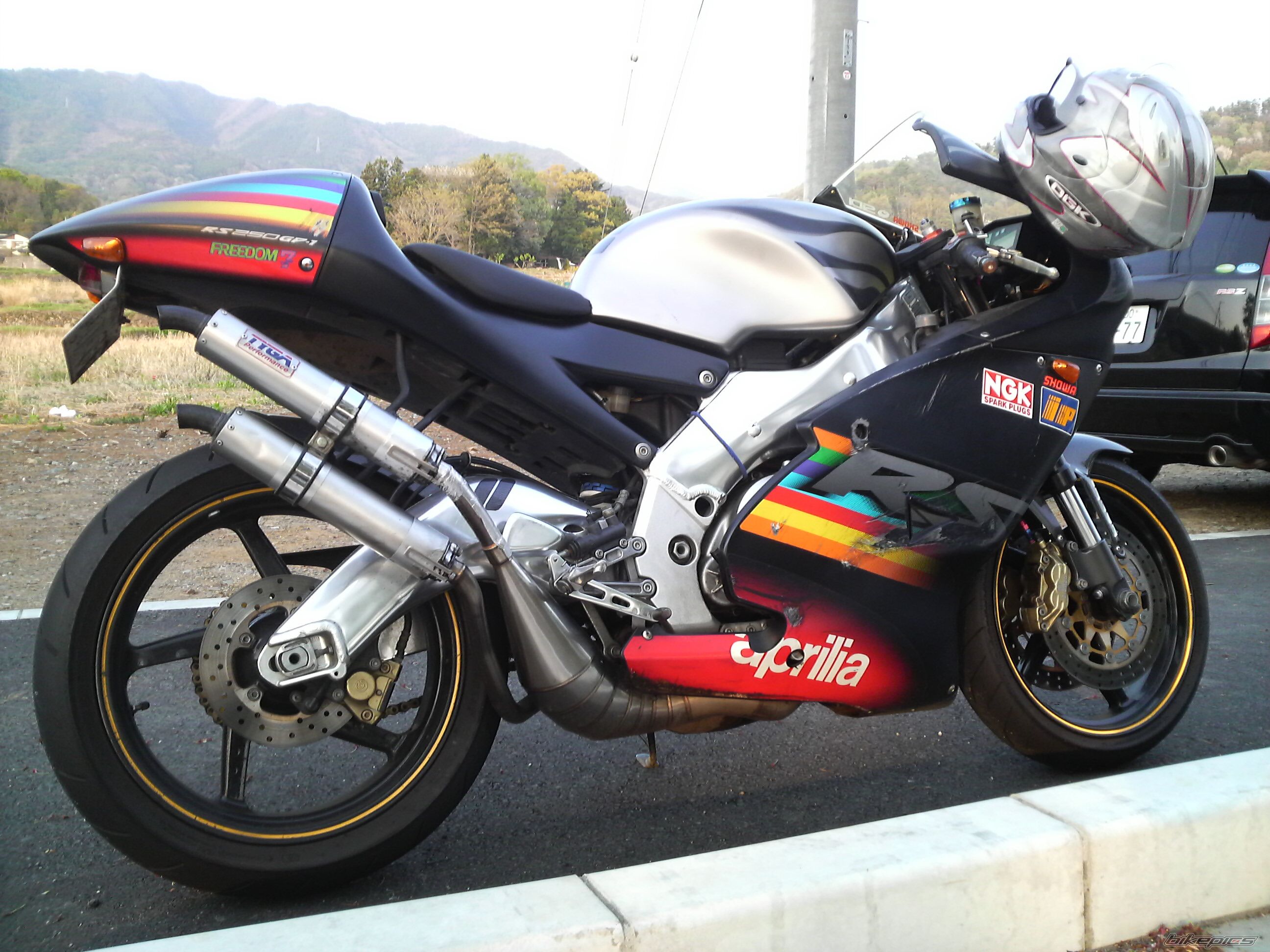 Photo 1776275