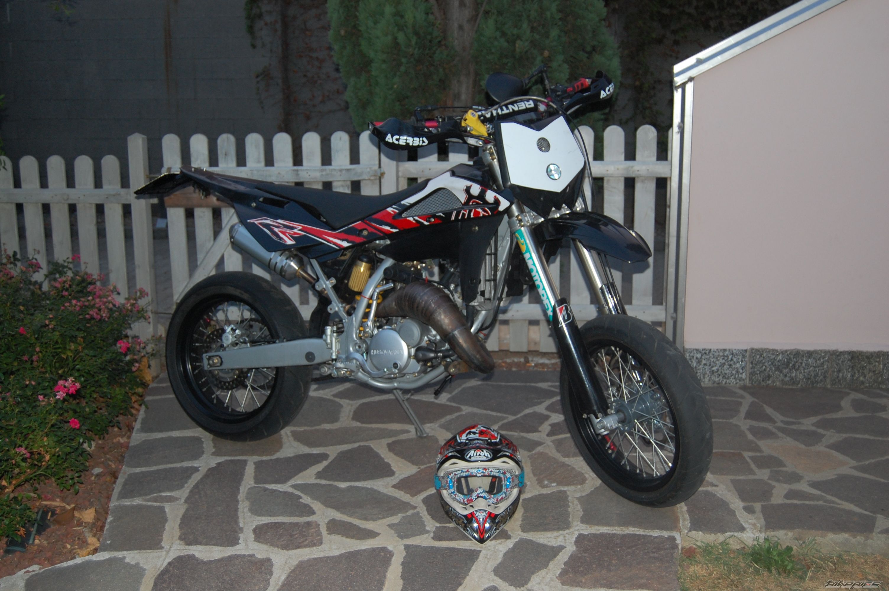 Photo 1776424