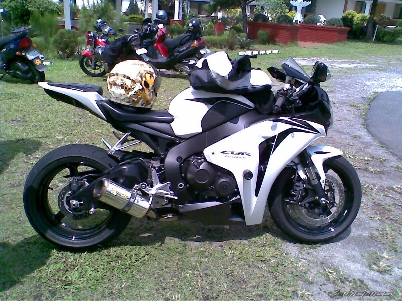 Bike Photo 1776561