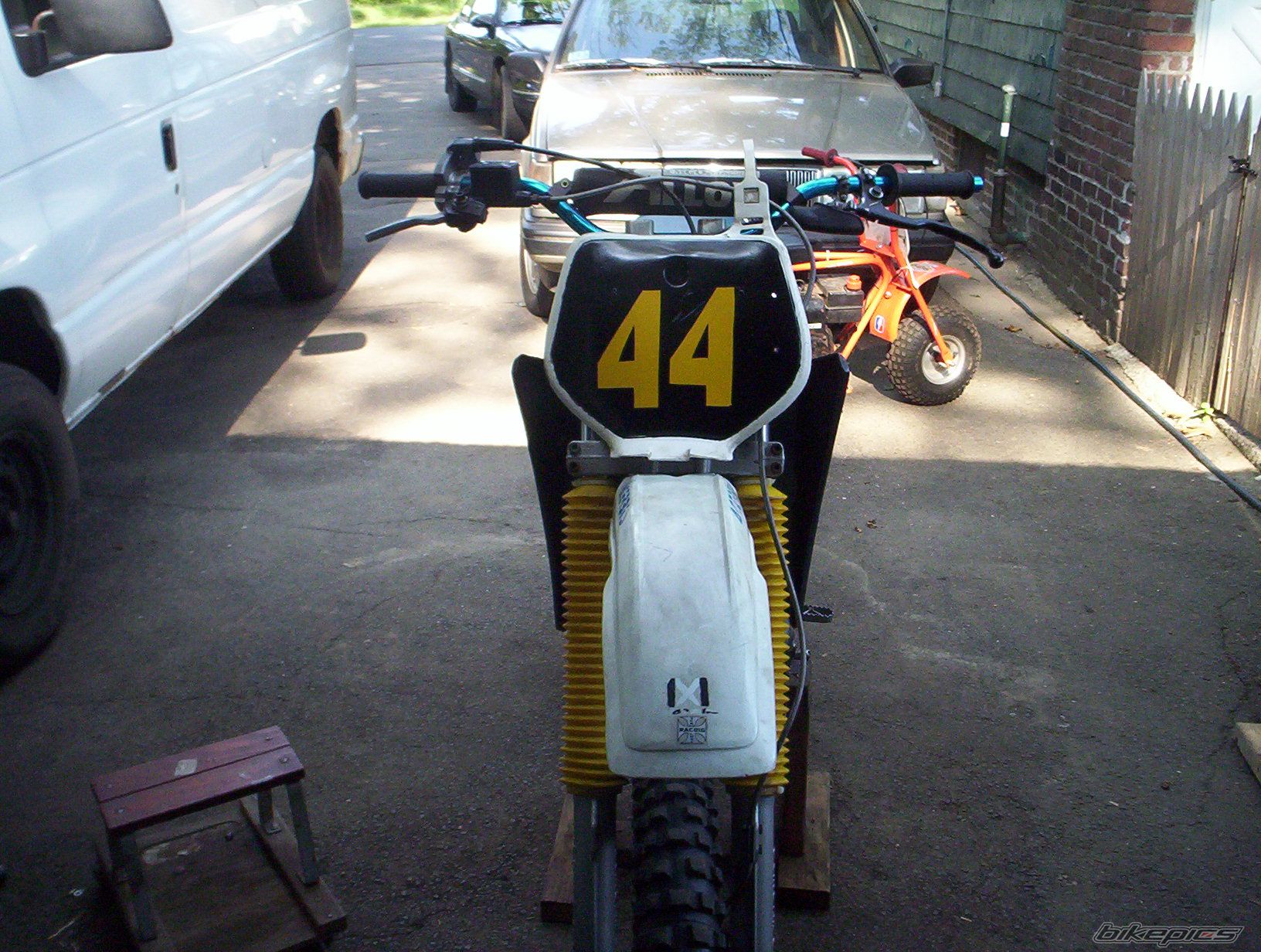 Photo 1776598