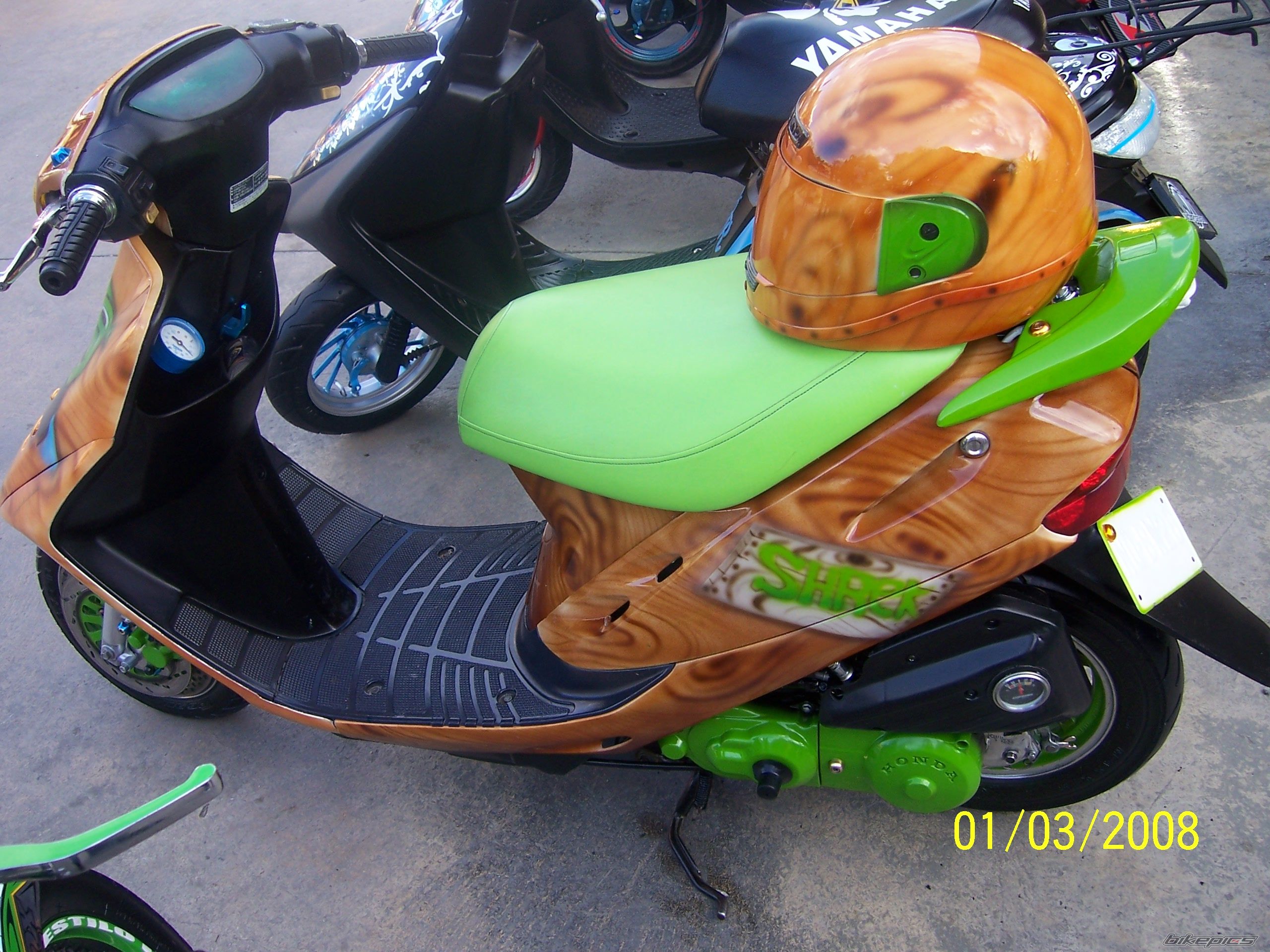 Photo 1776641