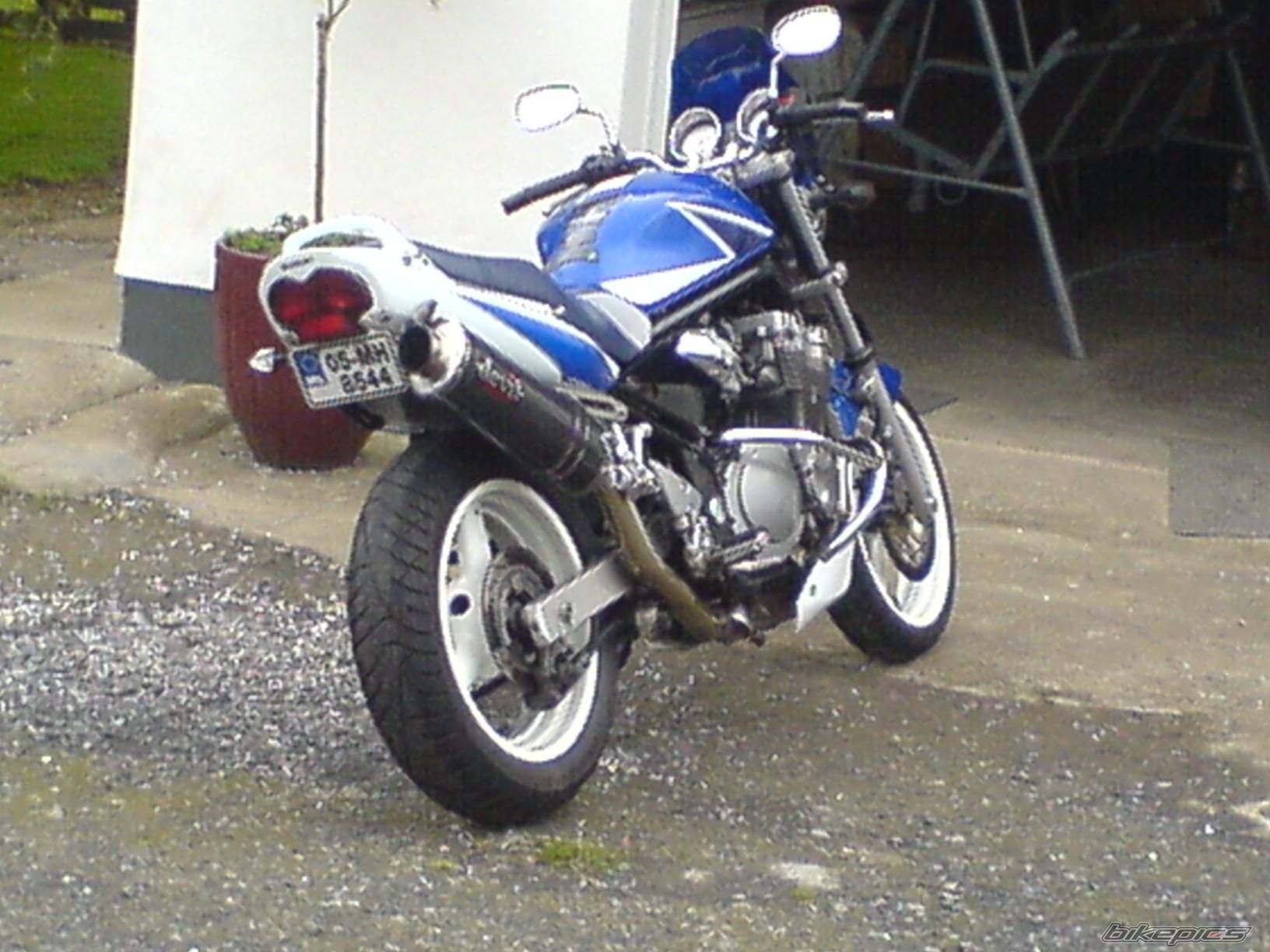 Photo 1776866