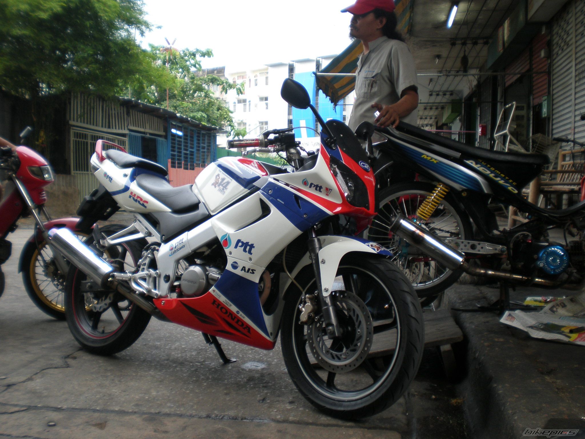 Bike Photo 1776914