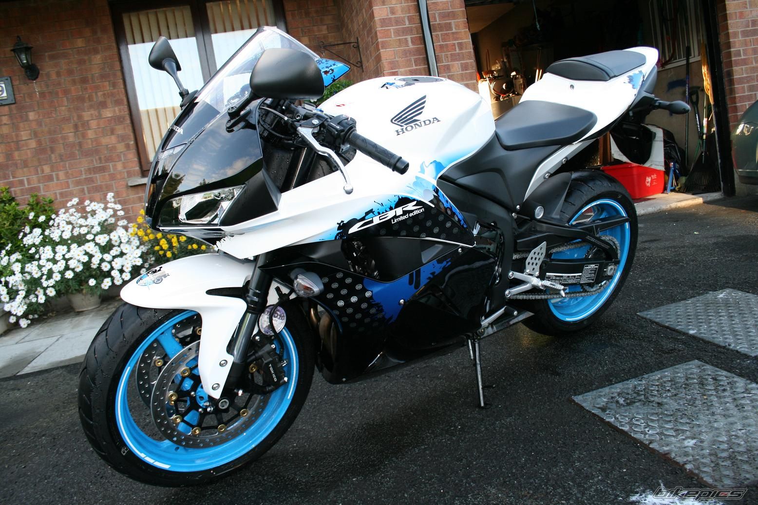 Photo 1777369