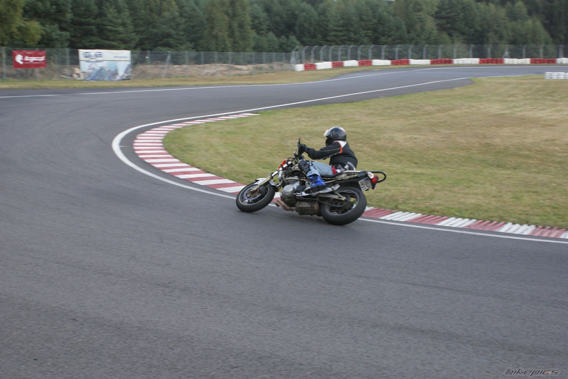 Bike Photo 1777686