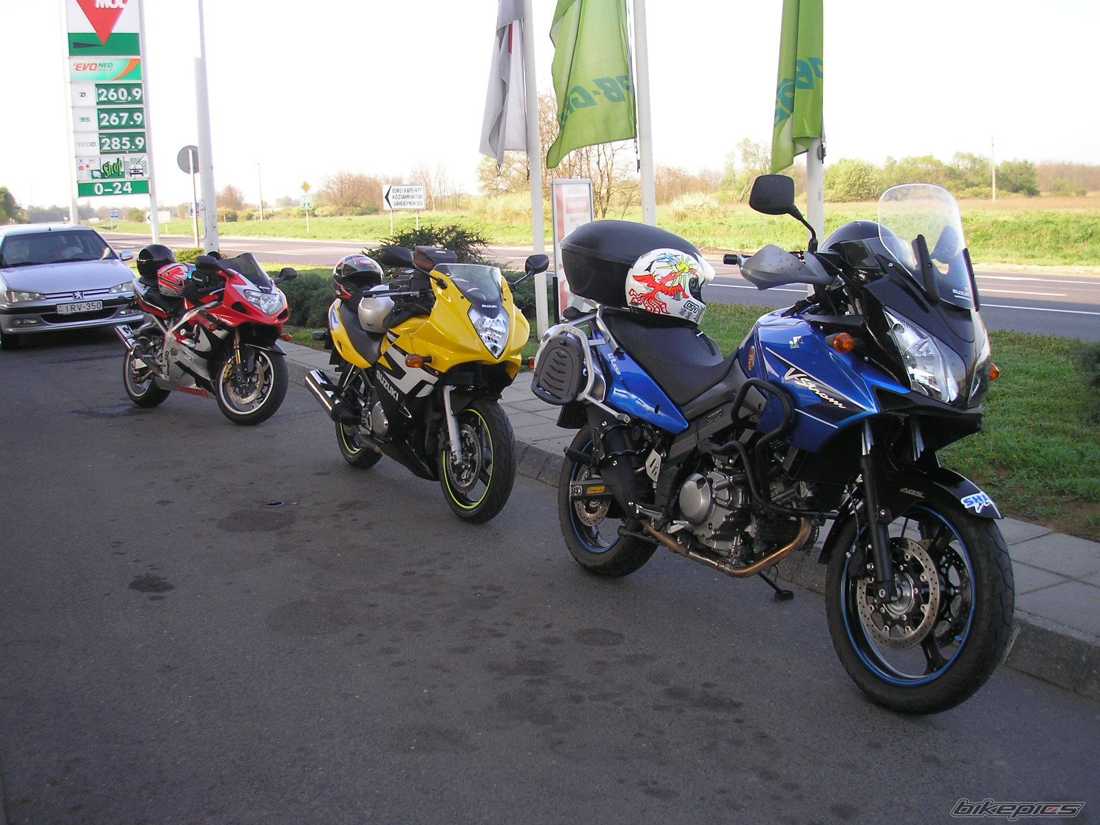 Photo 1777834