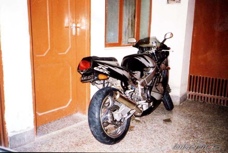 Photo 1777977